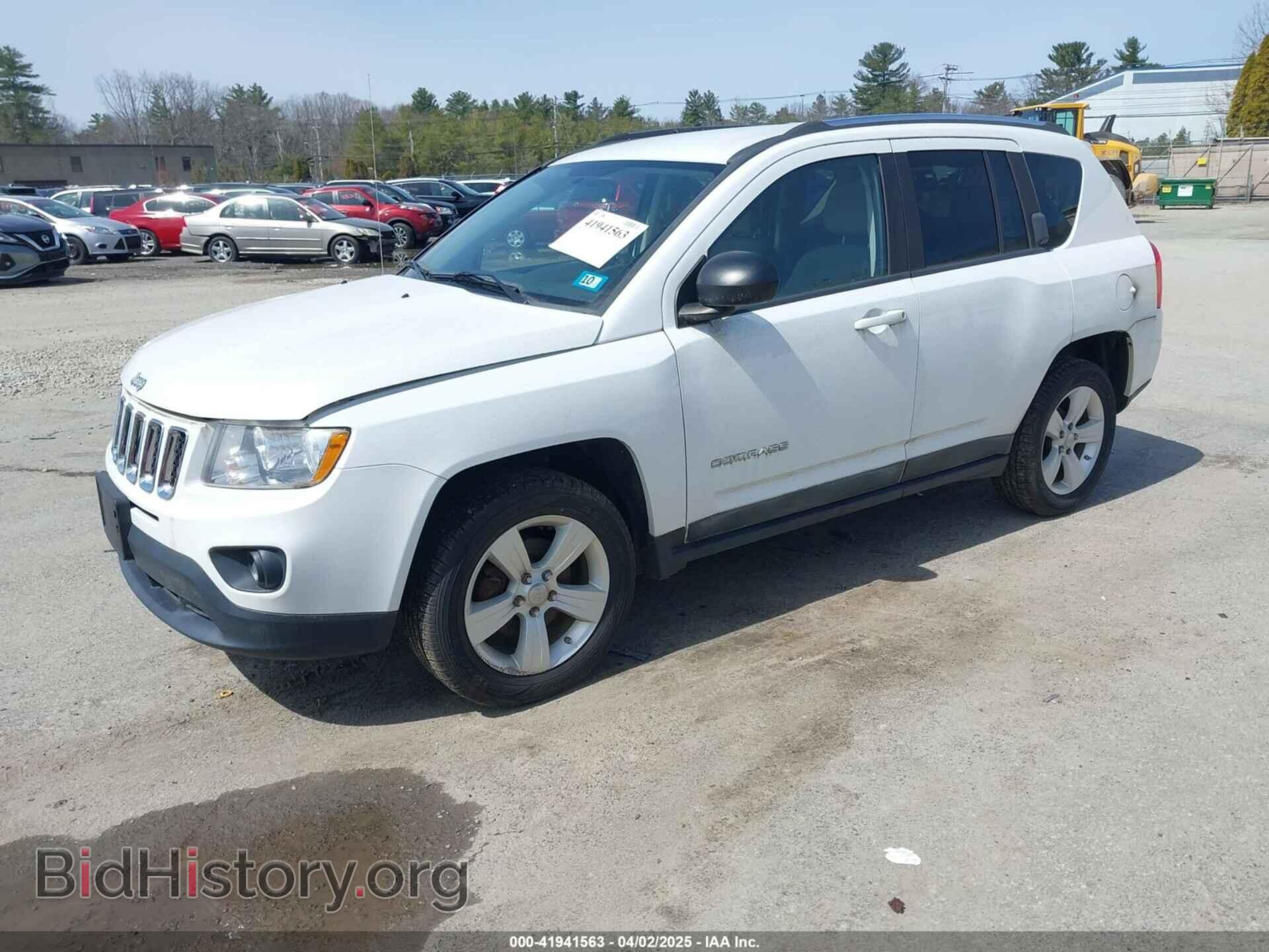 2011 JEEP COMPASS - VIN: 1J4NF1FB9BD134384 - Photo 2