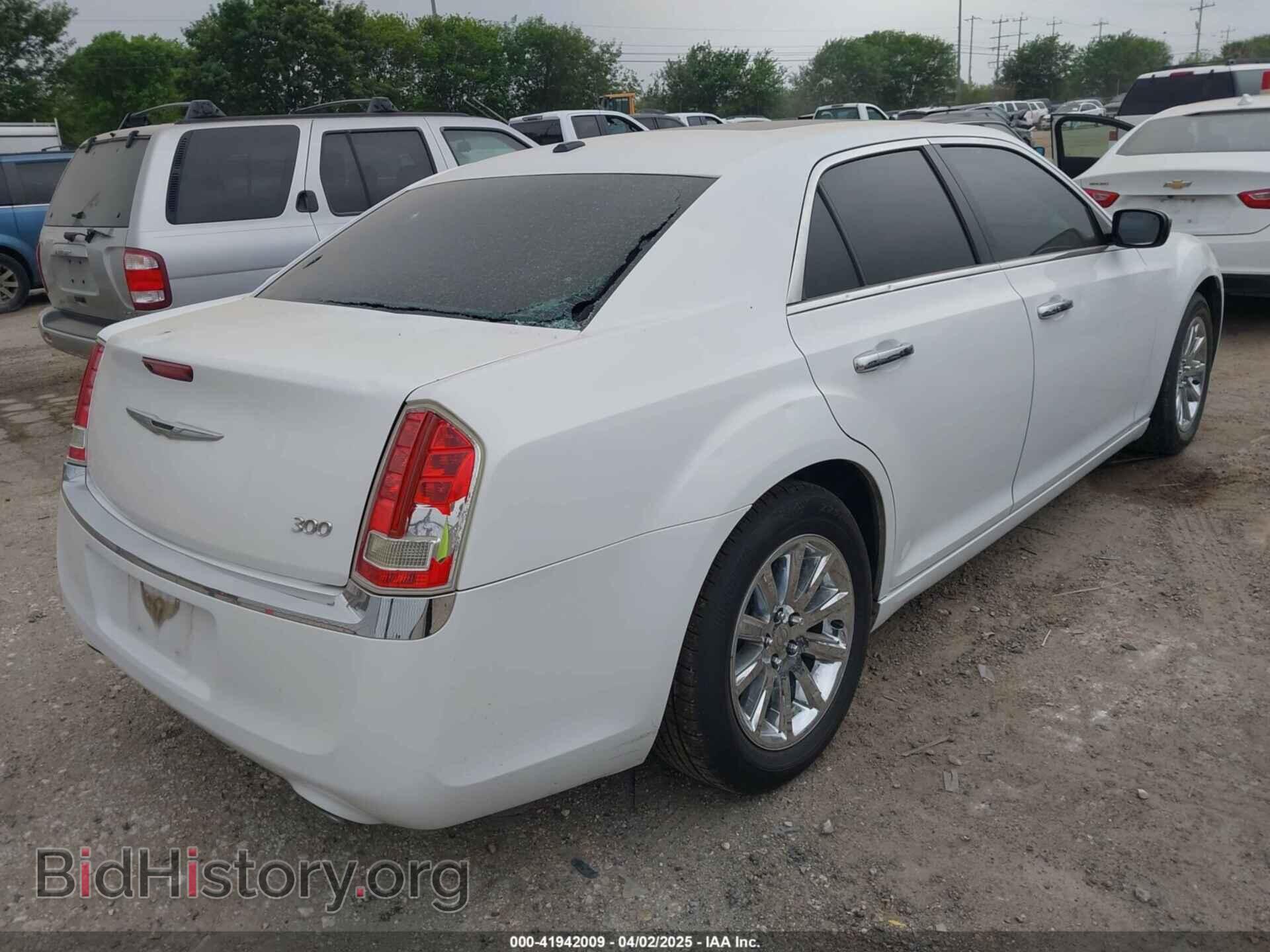 2011 CHRYSLER 300 - VIN: 2C3CA5CG2BH559147 - Фото 4