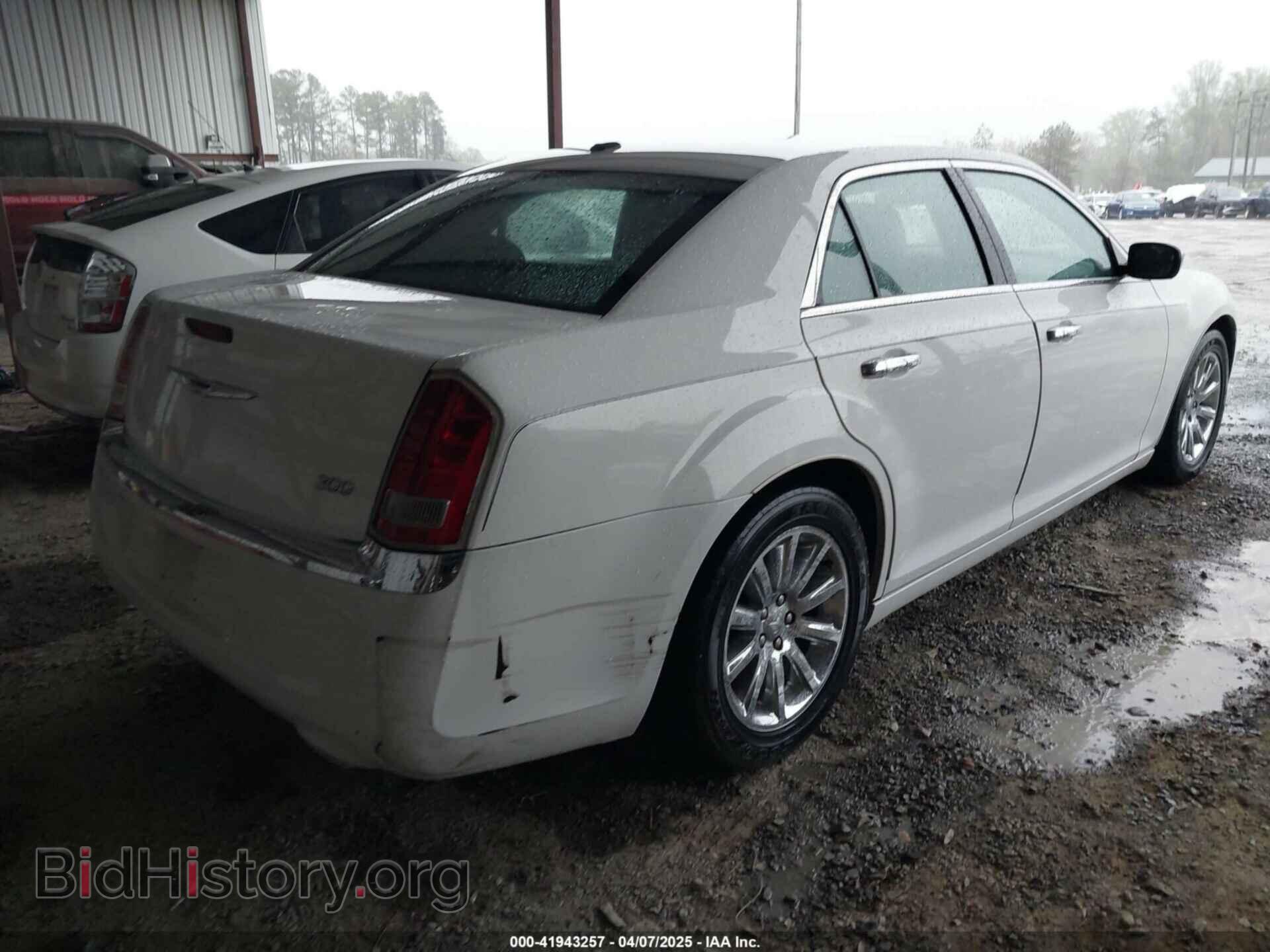 2012 CHRYSLER 300 - VIN: 2C3CCACG4CH250588 - Фото 4