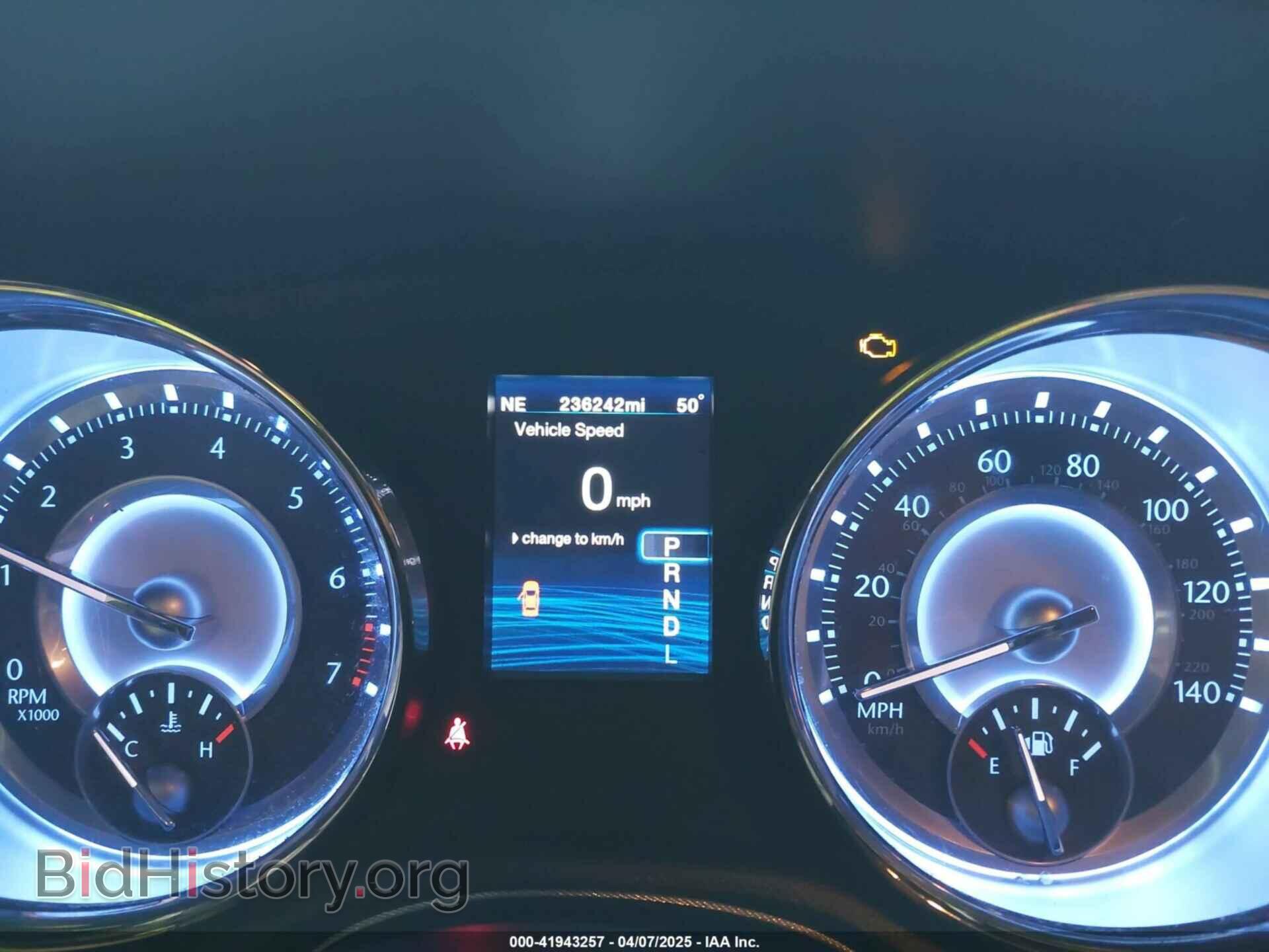 2012 CHRYSLER 300 - VIN: 2C3CCACG4CH250588 - Фото 7