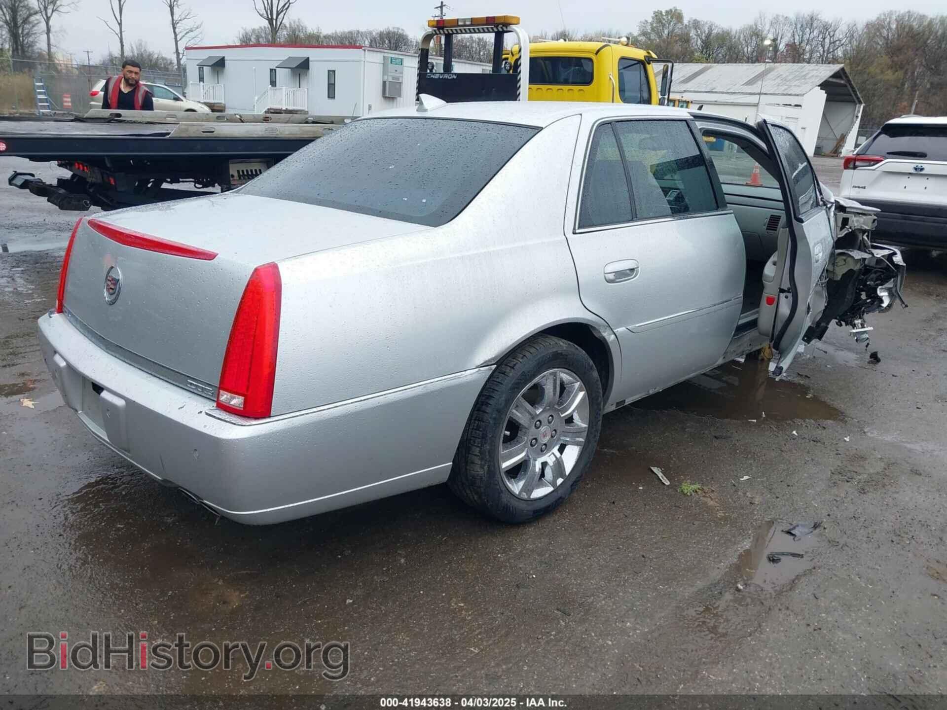 2011 CADILLAC DTS - VIN: 1G6KD5E6XBU107790 - Фото 4