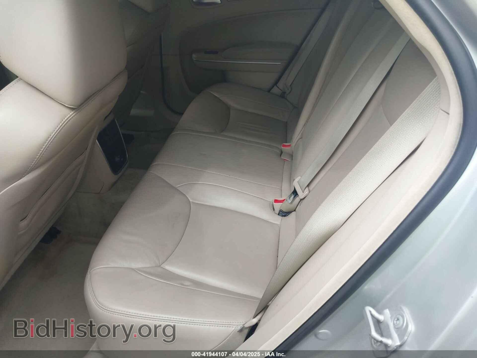 2012 CHRYSLER 300 - VIN: 2C3CCACG4CH246136 - Фото 8