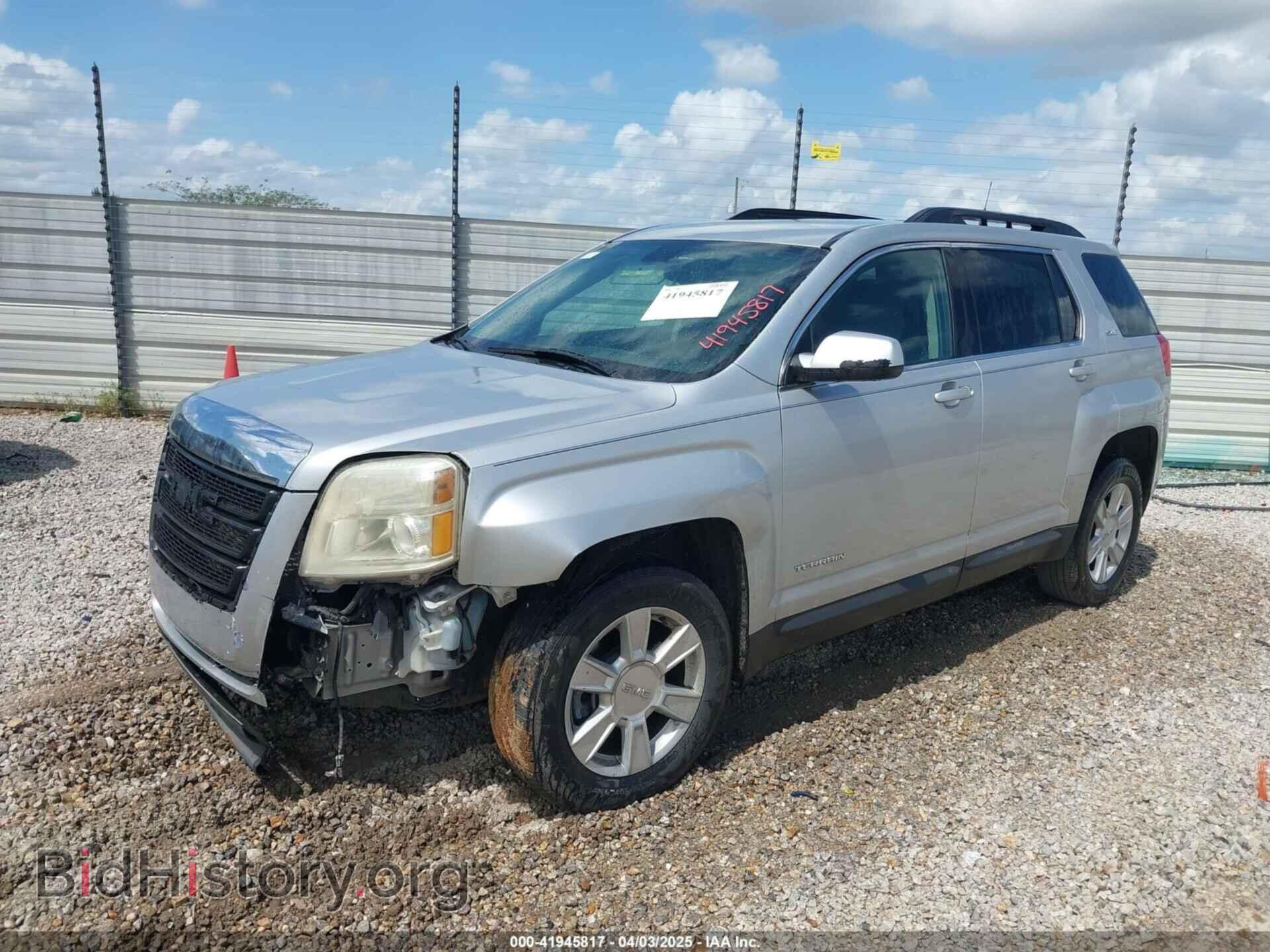 2010 GMC TERRAIN - VIN: 2CTALDEW8A6241768 - Photo 2