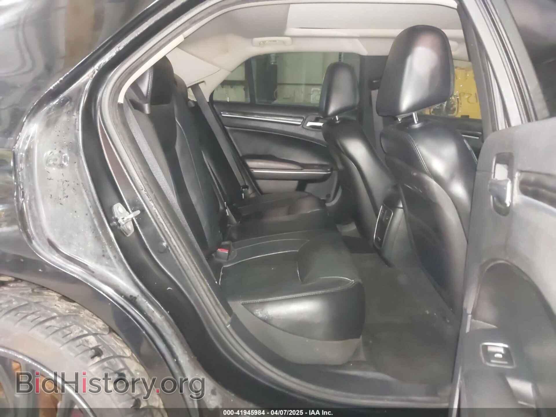 2015 CHRYSLER 300 - VIN: 2C3CCAAG3FH859176 - Фото 8