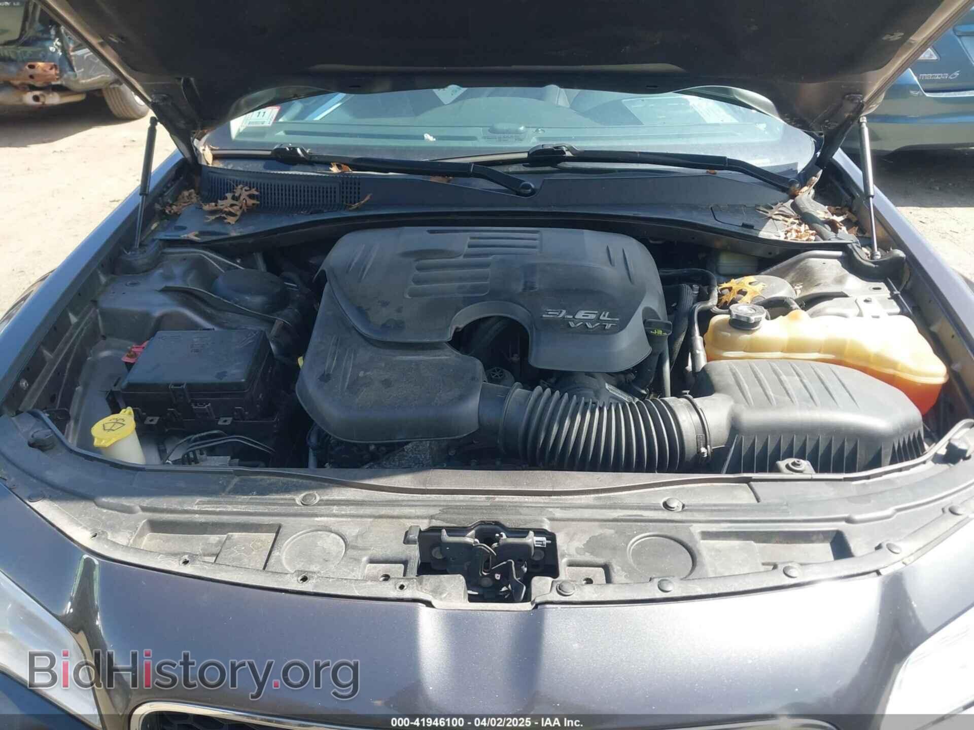 2015 CHRYSLER 300 - VIN: 2C3CCAAG3FH802072 - Фото 10