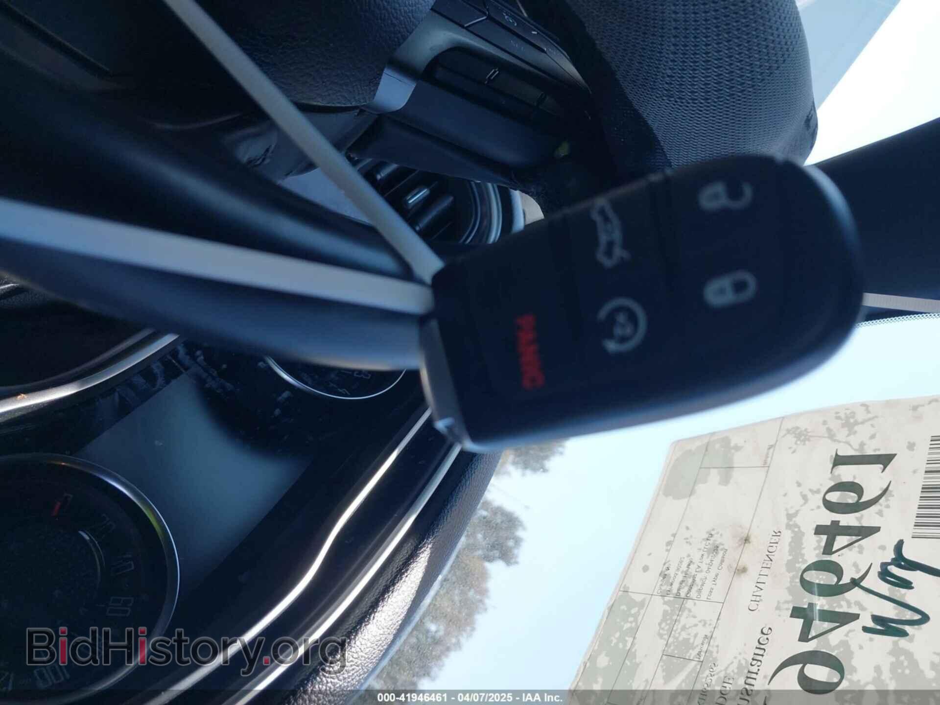 2019 DODGE CHALLENGER - VIN: 2C3CDZAG1KH652565 - Photo 11