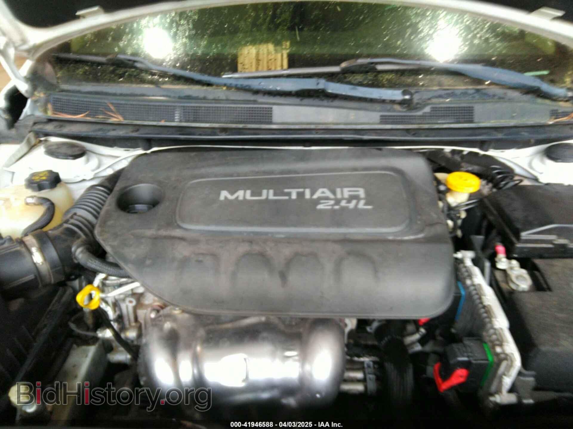 2015 CHRYSLER 200 - VIN: 1C3CCCAB9FN708205 - Фото 10