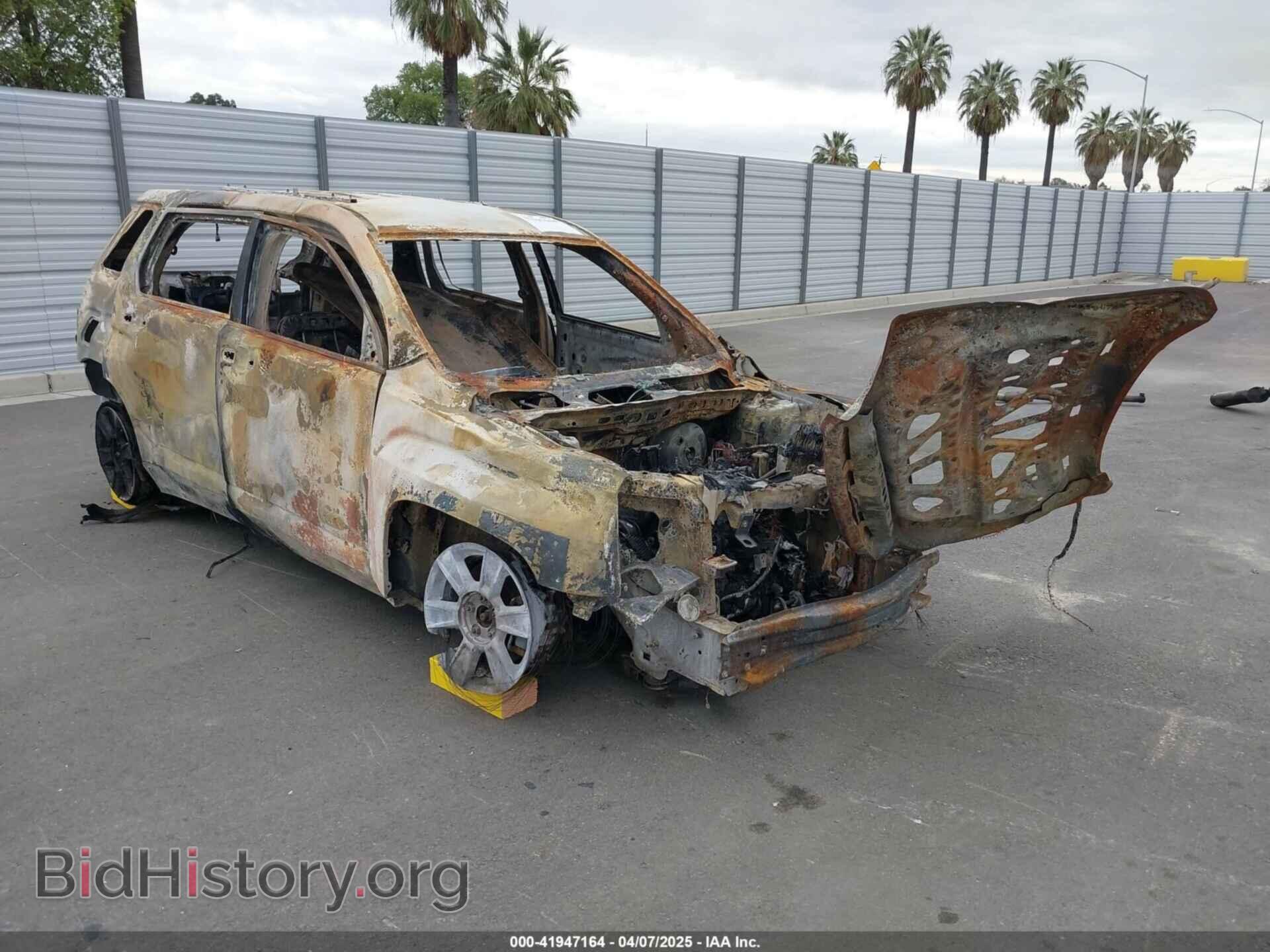 Фотография 2CTALSEC5B6338065 - GMC TERRAIN 2011