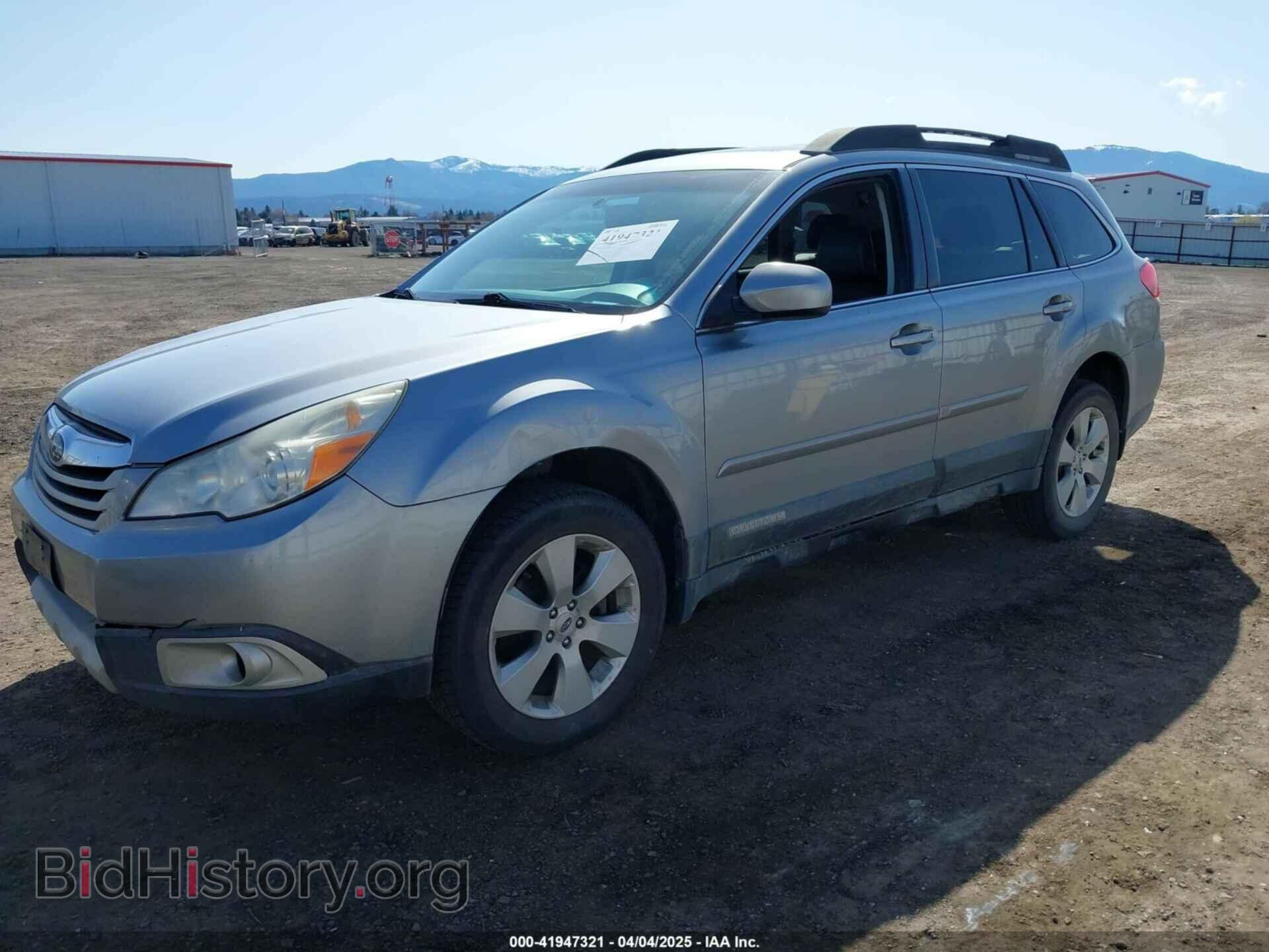2011 SUBARU OUTBACK - VIN: 4S4BRBKC8B3432706 - Фото 2