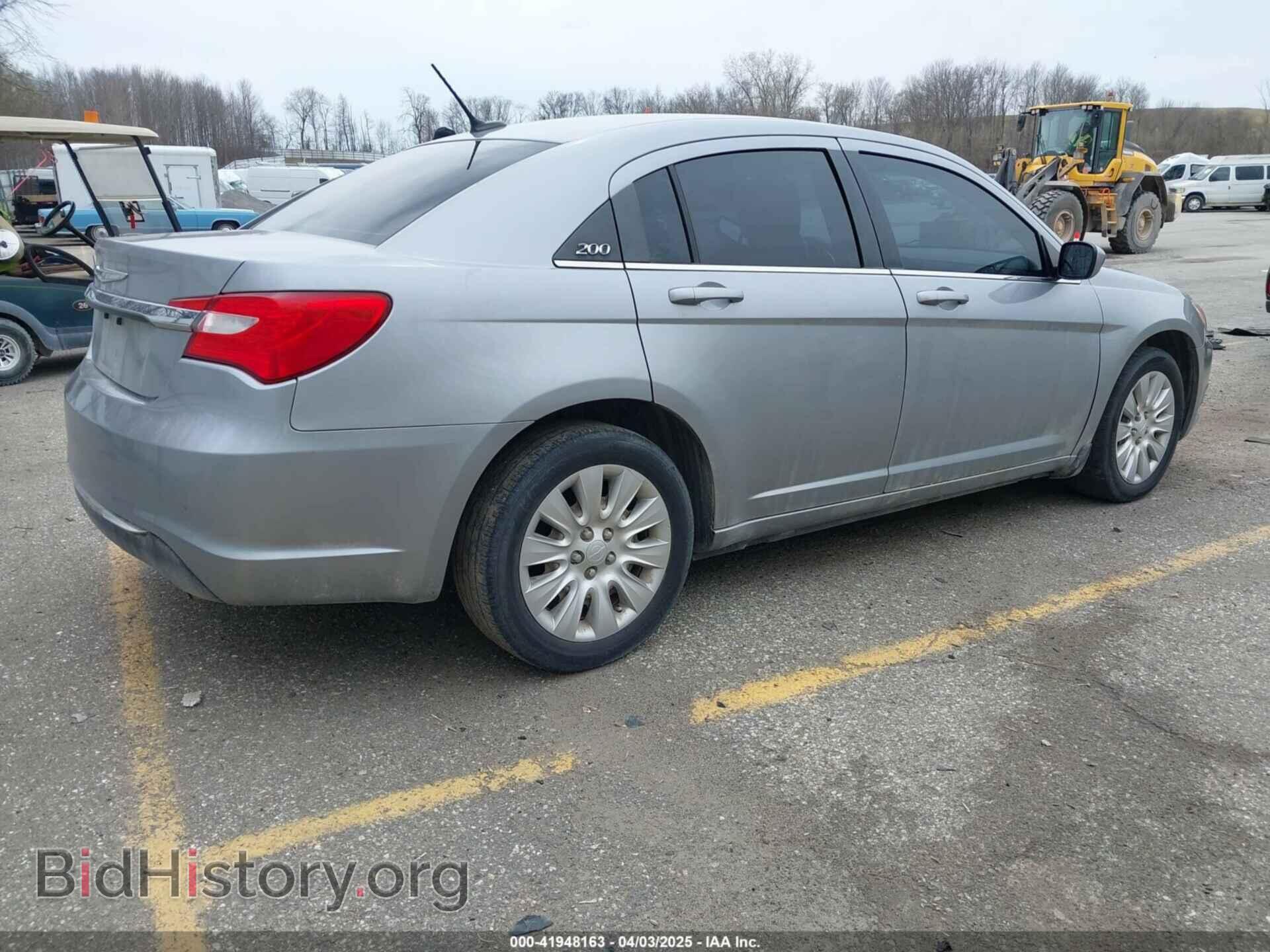 2014 CHRYSLER 200 - VIN: 1C3CCBAB5EN211113 - Photo 4
