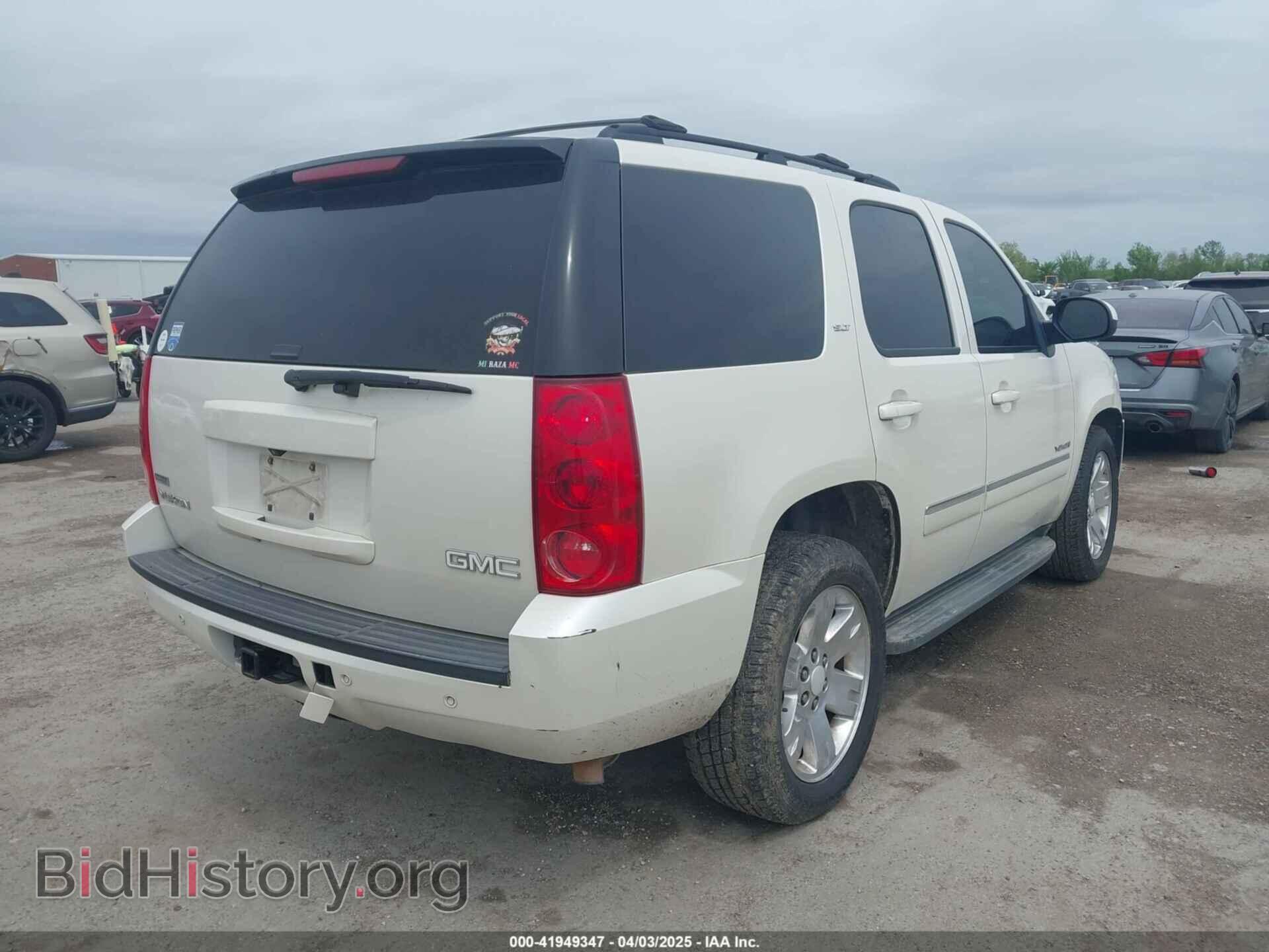 2011 GMC YUKON - VIN: 1GKS1CE06BR217586 - Фото 4