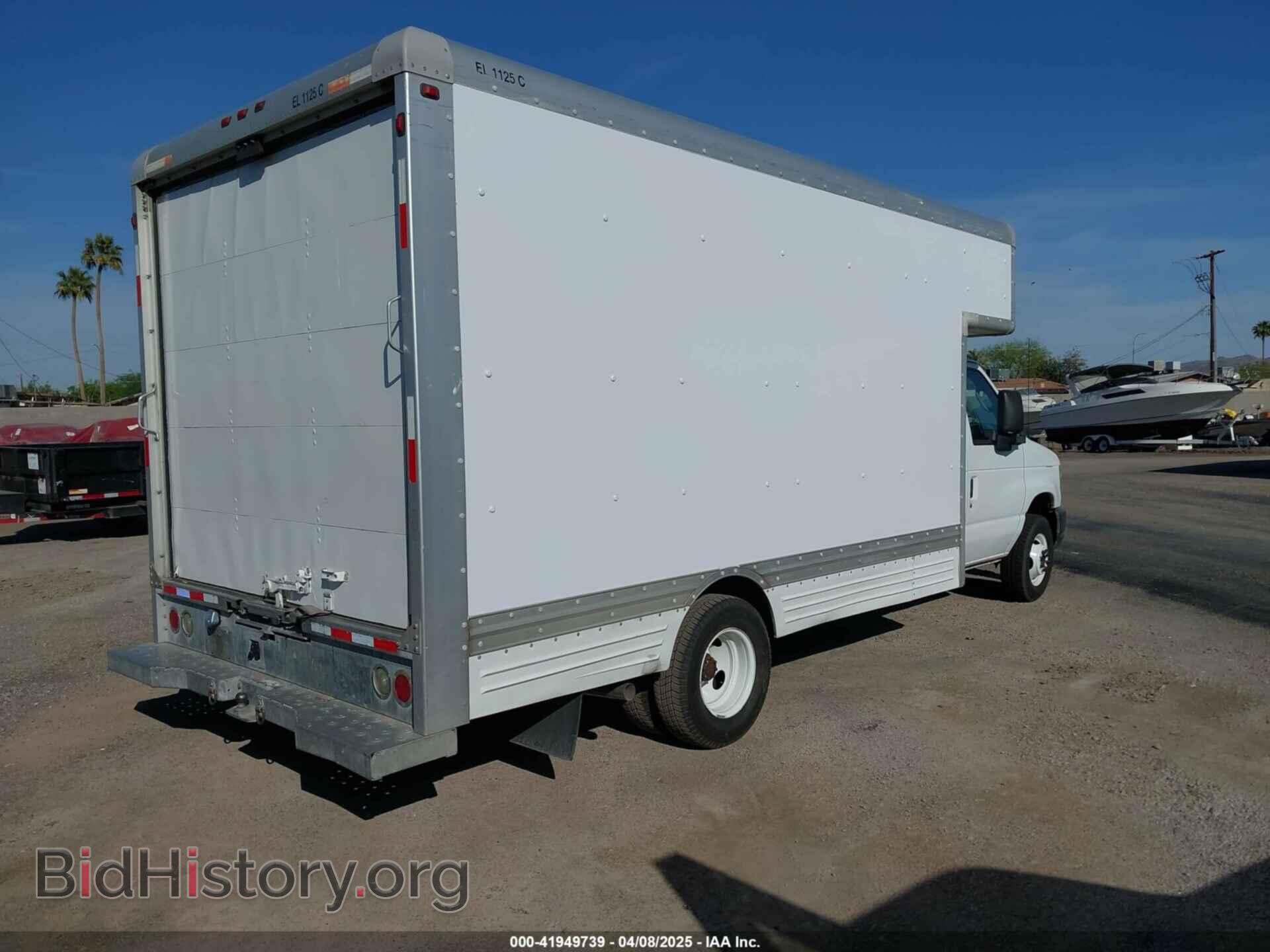 2009 FORD E-450 CUTAWAY - VIN: 1FDXE45S19DA11267 - Фото 4