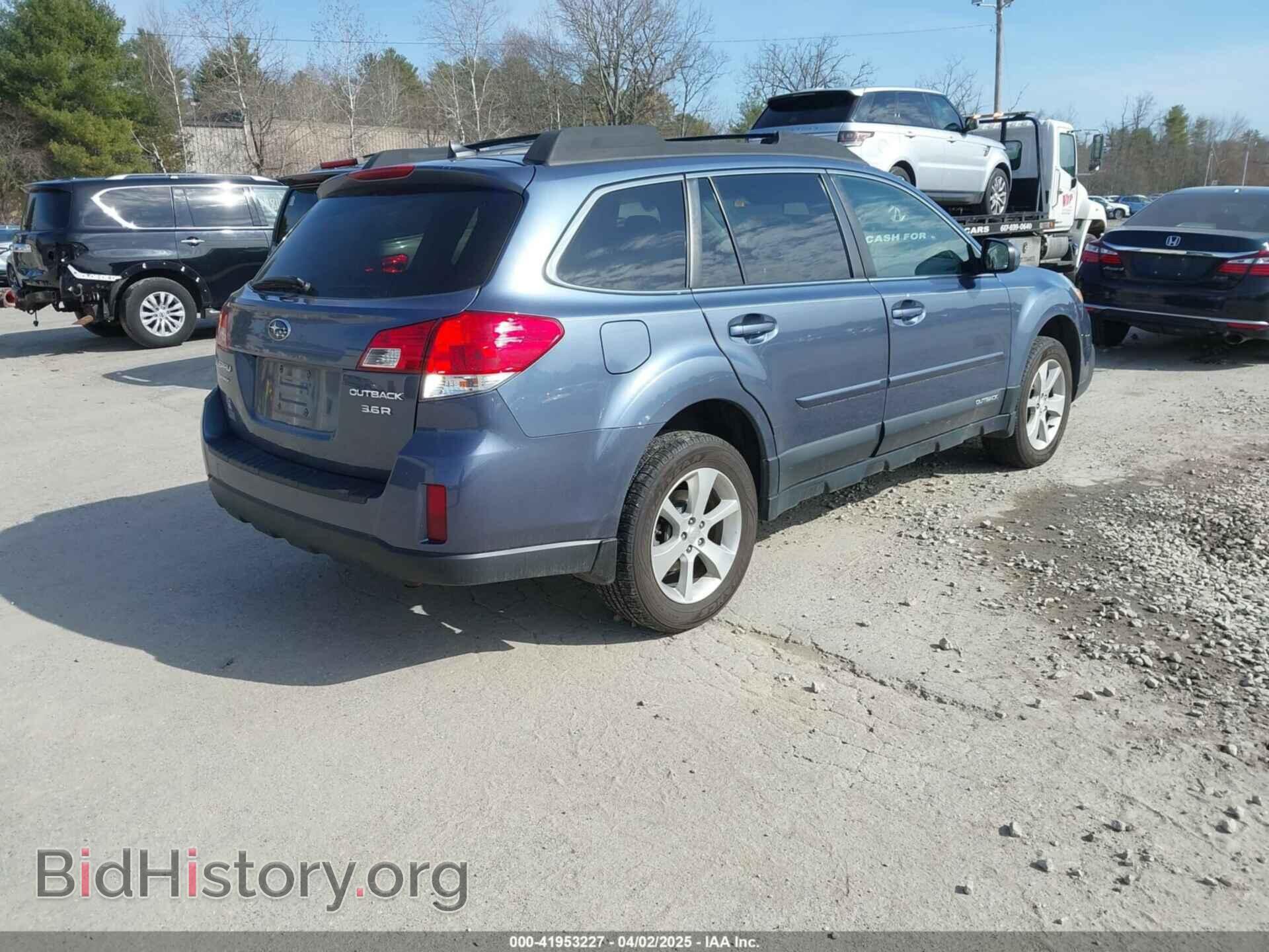 2014 SUBARU OUTBACK - VIN: 4S4BRDMC8E2228541 - Фото 4