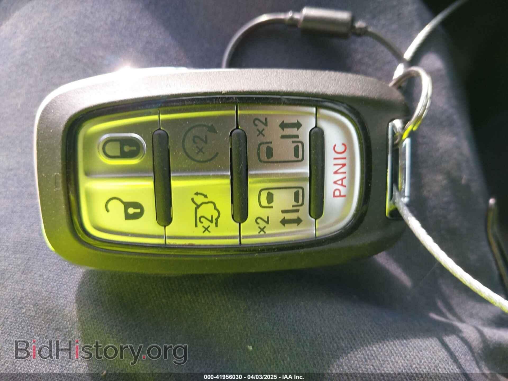 2025 CHRYSLER PACIFICA - VIN: 2C4RC1BG8SR541143 - Фото 11