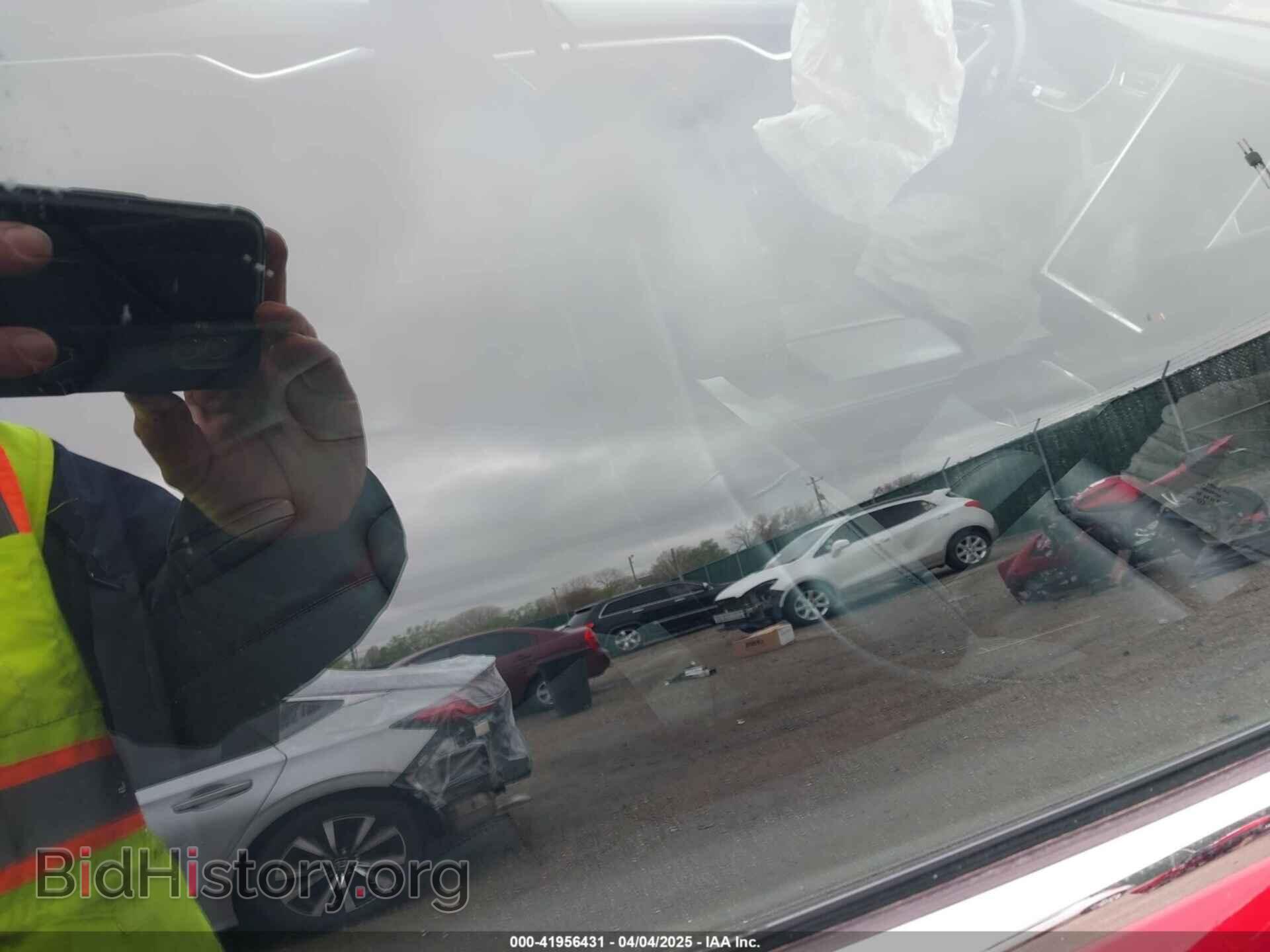 2017 TESLA MODEL S - VIN: 5YJSA1E18HF199888 - Photo 8