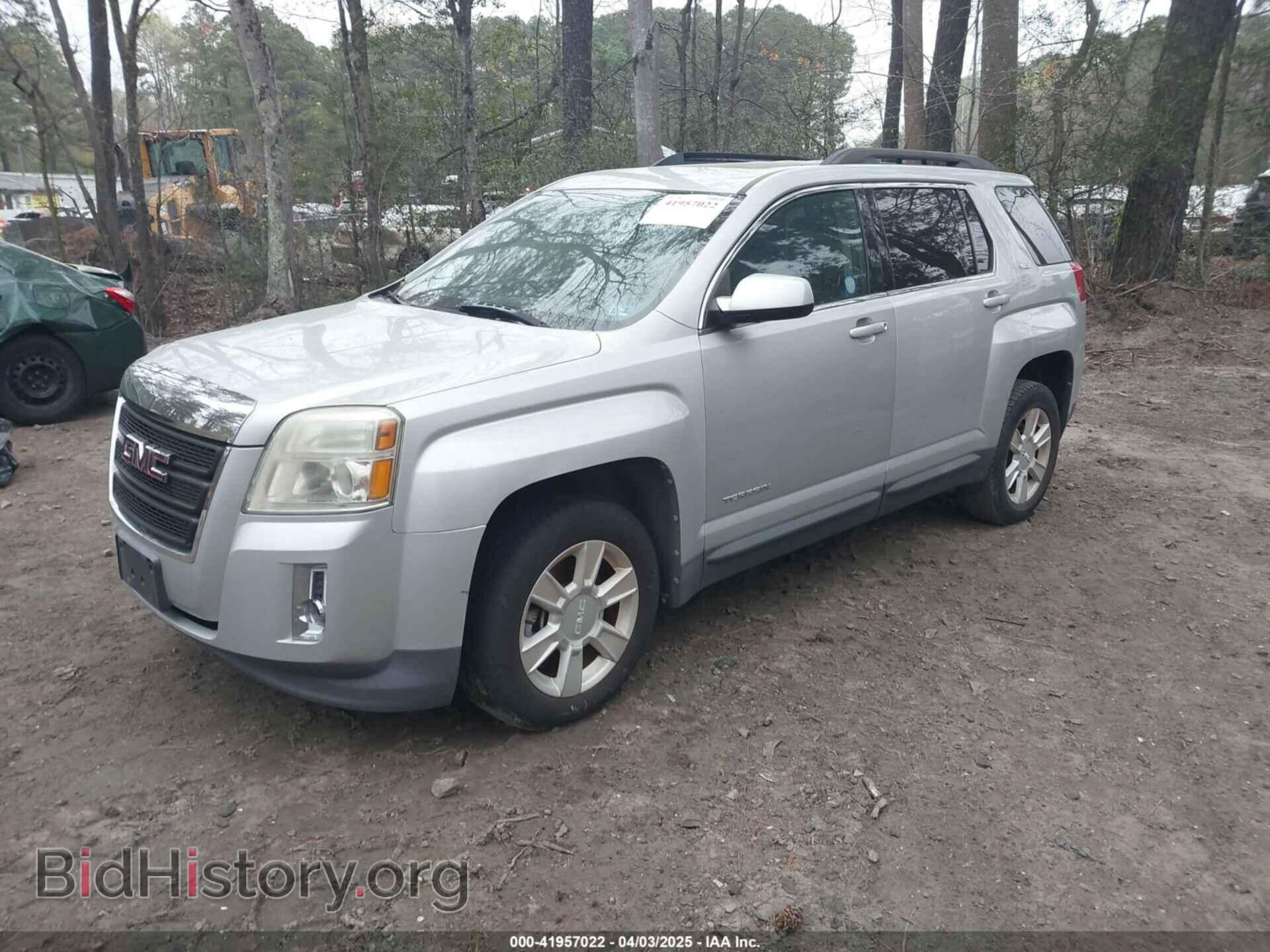 2011 GMC TERRAIN - VIN: 2CTALSEC8B6428195 - Photo 2