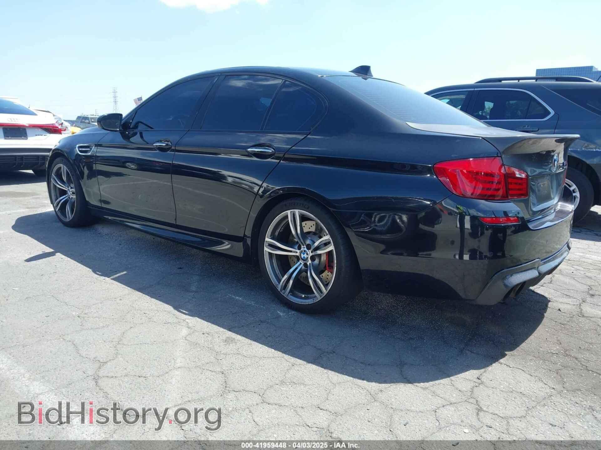 2013 BMW M5 - VIN: WBSFV9C54DC772537 - Фото 3