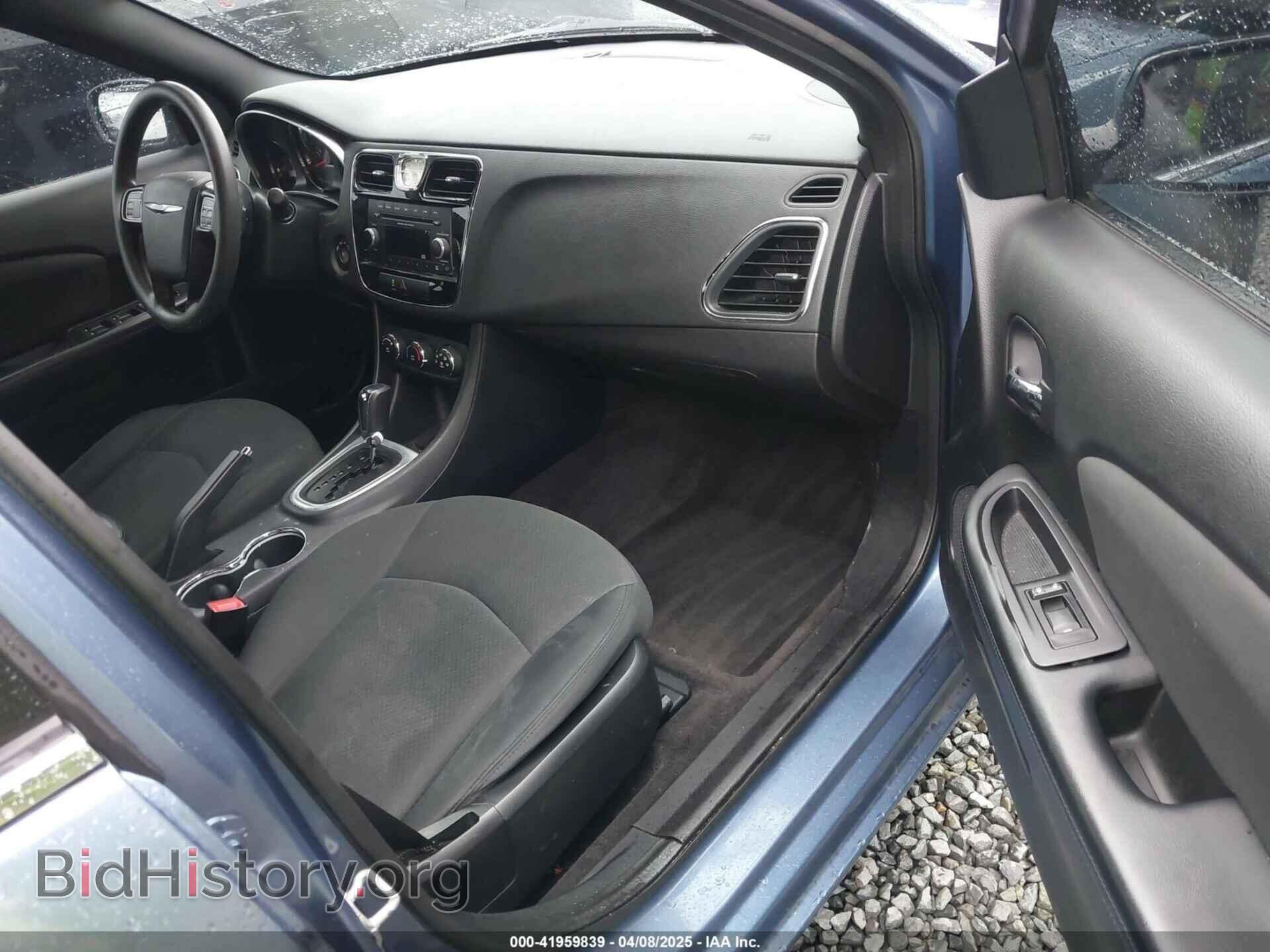 2011 CHRYSLER 200 - VIN: 1C3BC4FB1BN539494 - Фото 5
