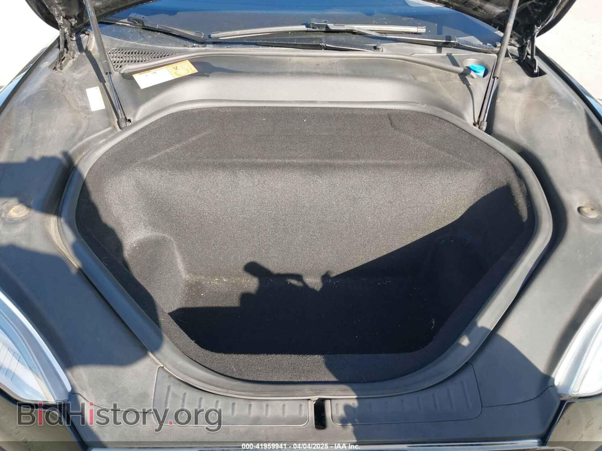 2014 TESLA MODEL S - VIN: 5YJSA1H22EFP65530 - Photo 10