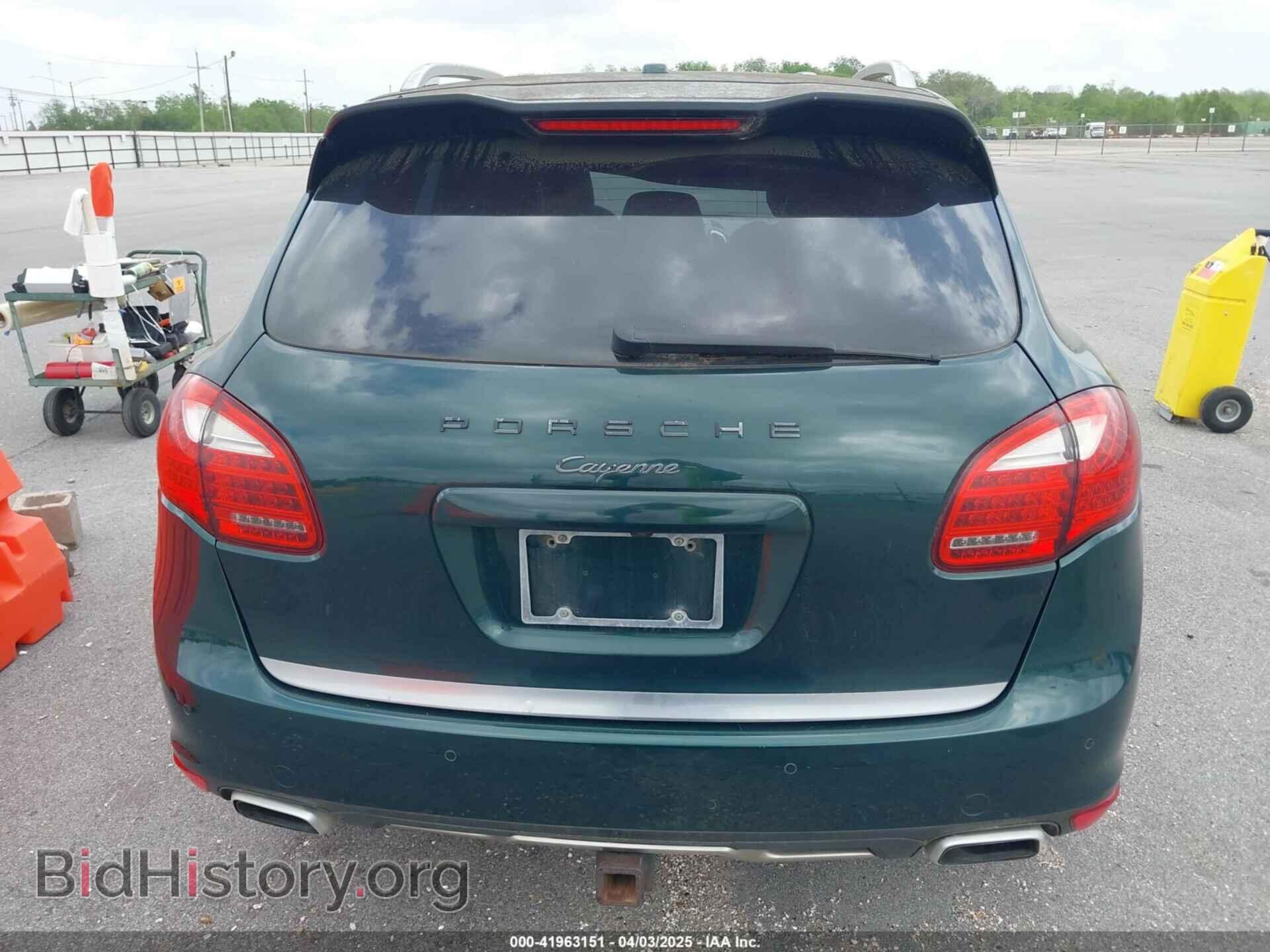 2011 PORSCHE CAYENNE - VIN: WP1AA2A20BLA08922 - Photo 16