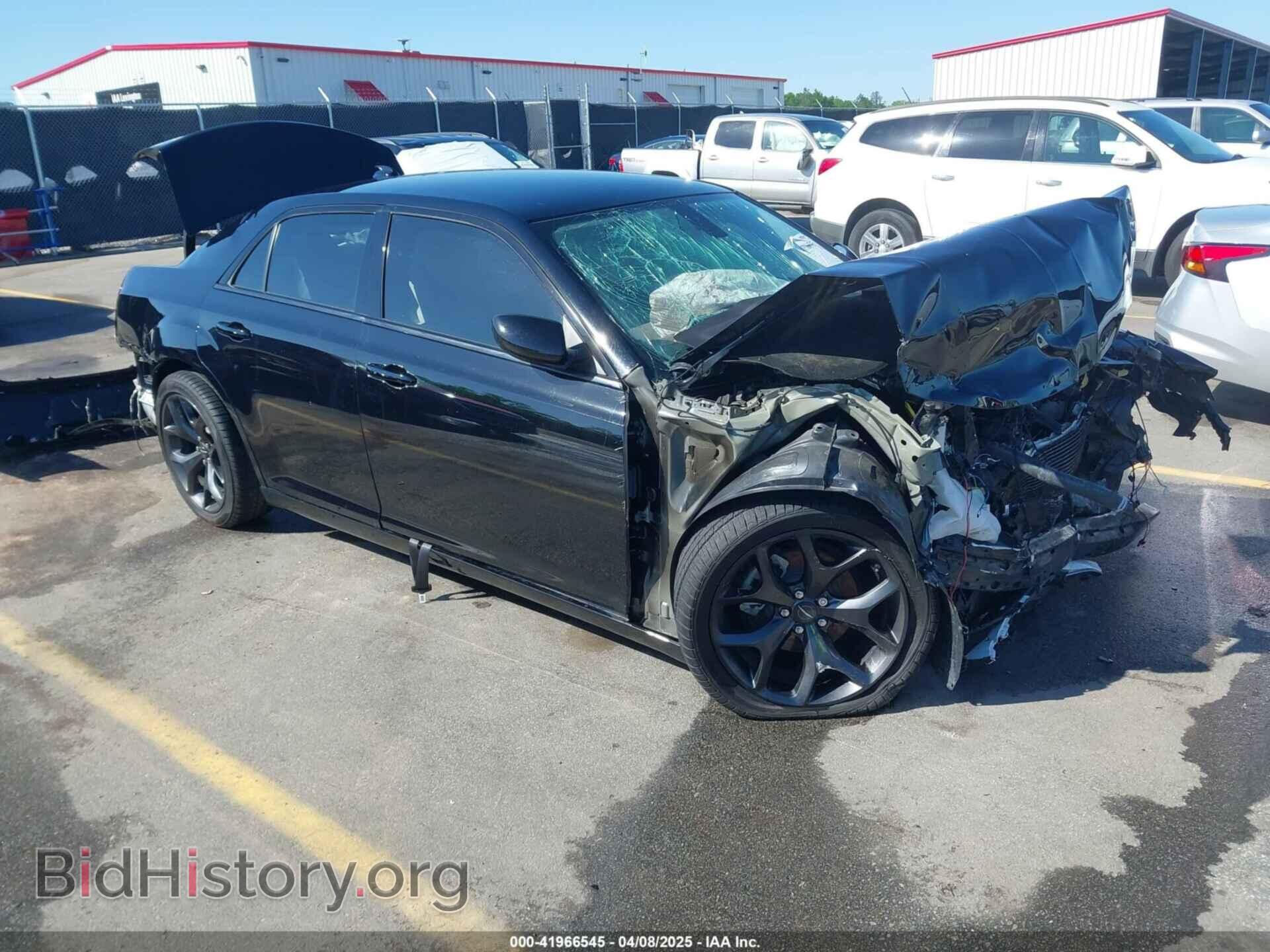 Photo 2C3CCAAG4PH706419 - CHRYSLER 300 2023