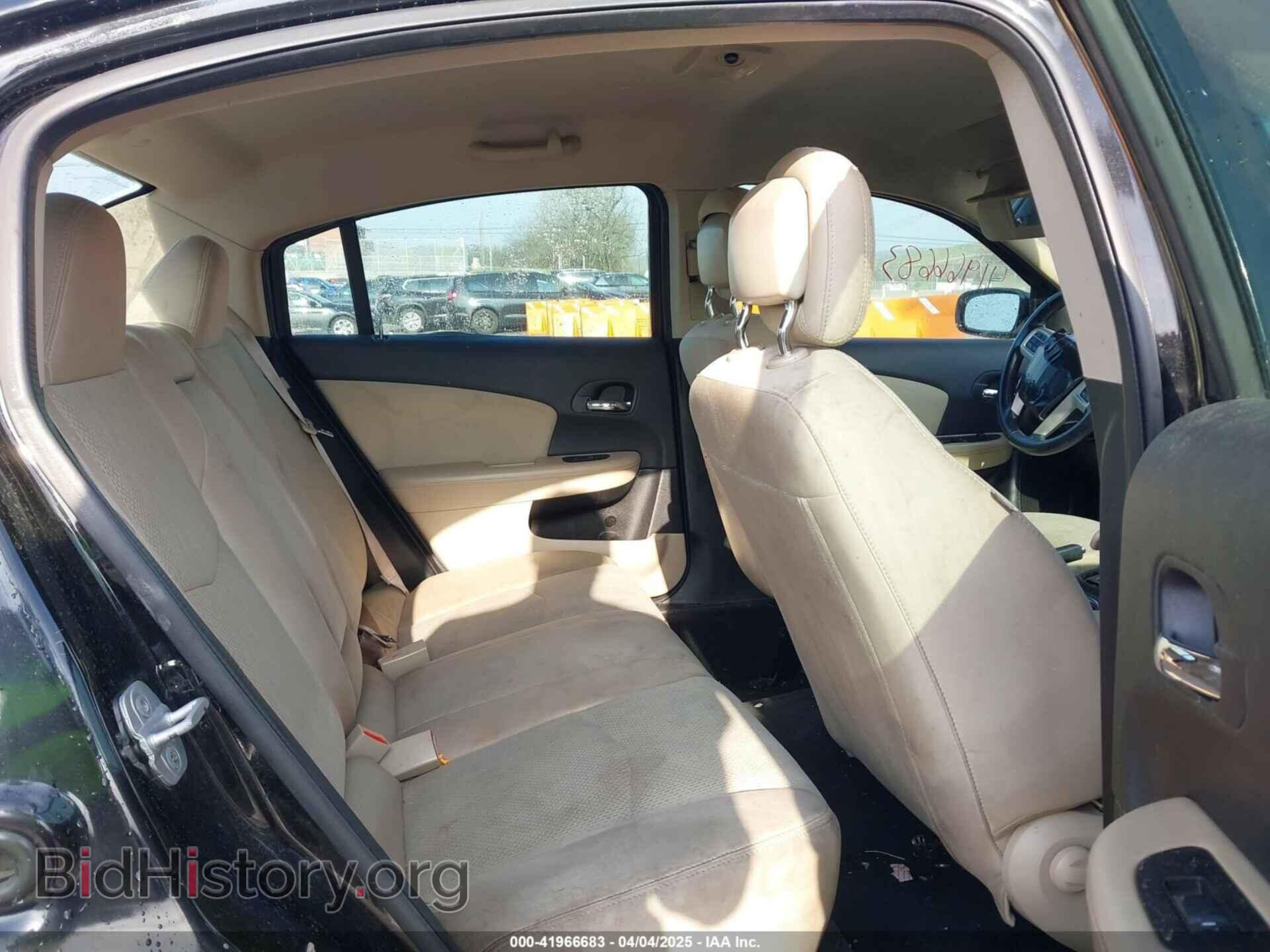 2012 CHRYSLER 200 - VIN: 1C3CCBBB6CN180627 - Photo 7