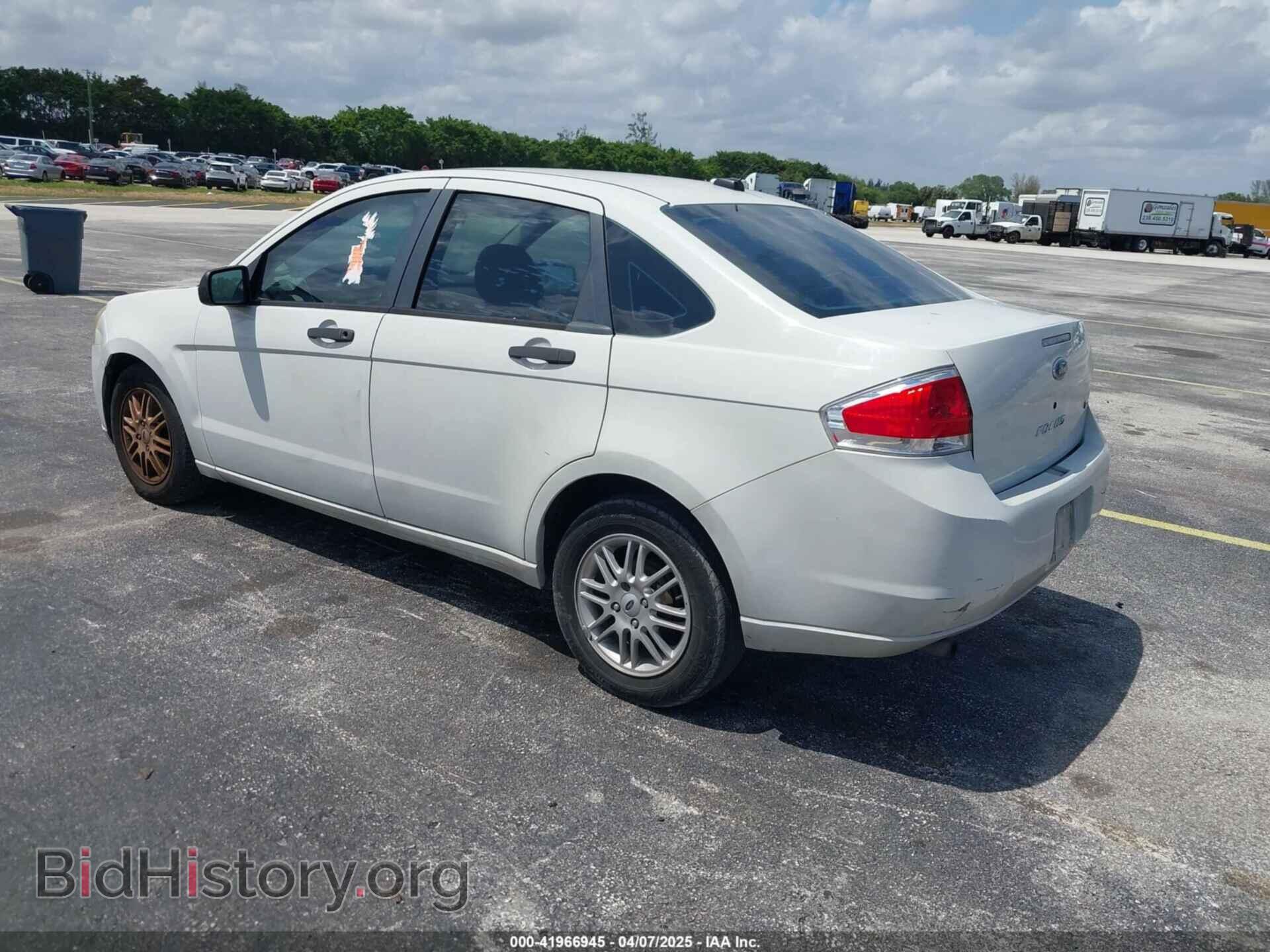 2009 FORD FOCUS - VIN: 1FAHP35N49W144218 - Фото 3