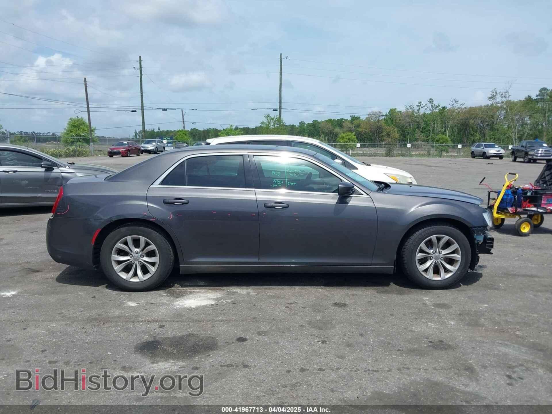 2015 CHRYSLER 300 - VIN: 2C3CCAAG1FH887073 - Фото 13