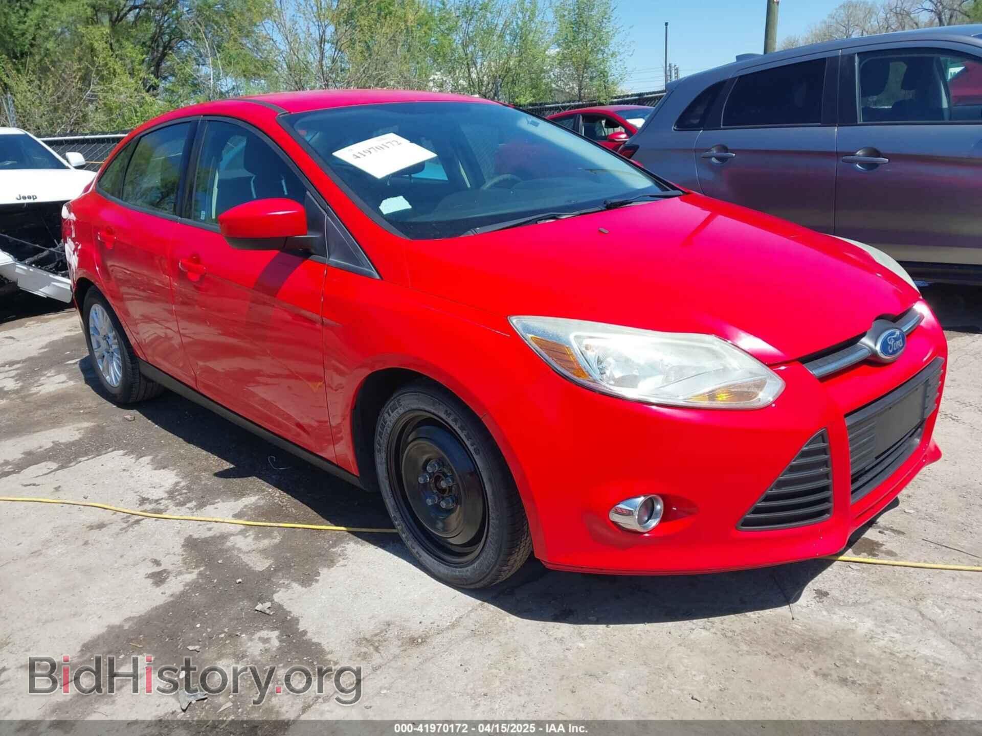 Photo 1FAHP3F23CL333598 - FORD FOCUS 2012
