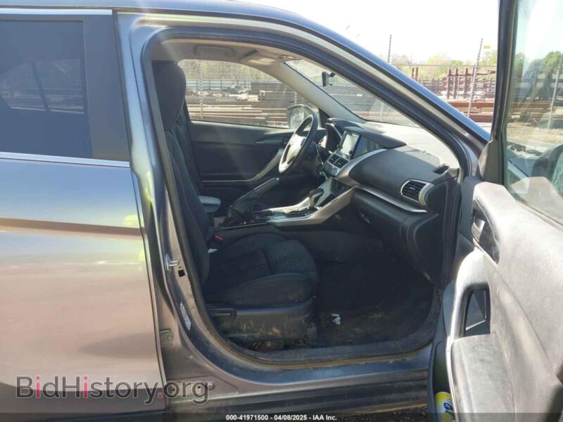 2019 Mitsubishi ECLIPSE CROSS (VIN JA4AT3AA2KZ015399) — photo 5 of 16