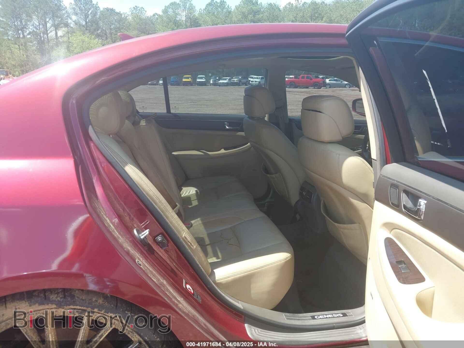 2011 HYUNDAI GENESIS - VIN: KMHGC4DF9BU124576 - Фото 8