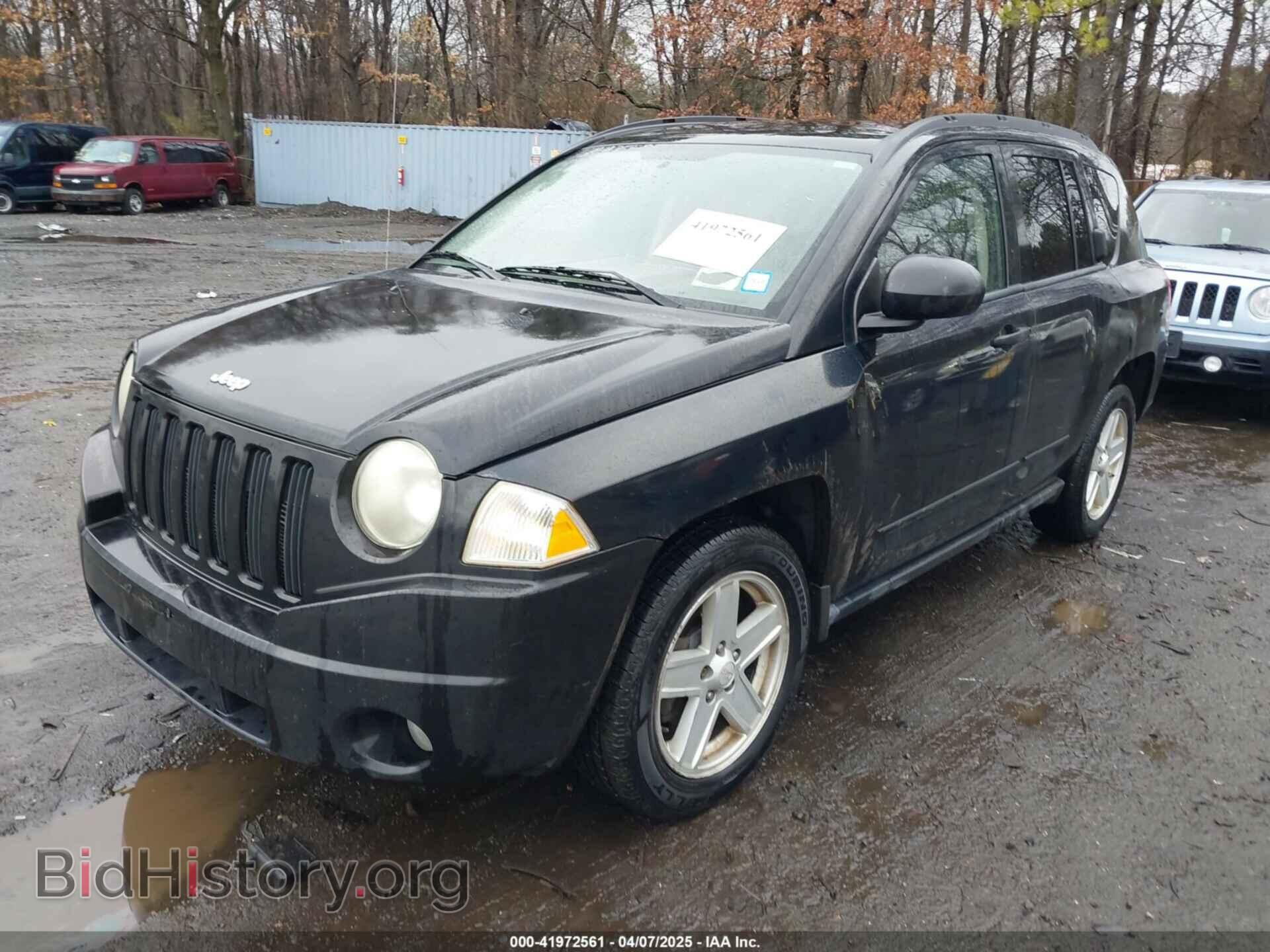 2008 JEEP COMPASS - VIN: 1J8FT47028D725448 - Фото 2