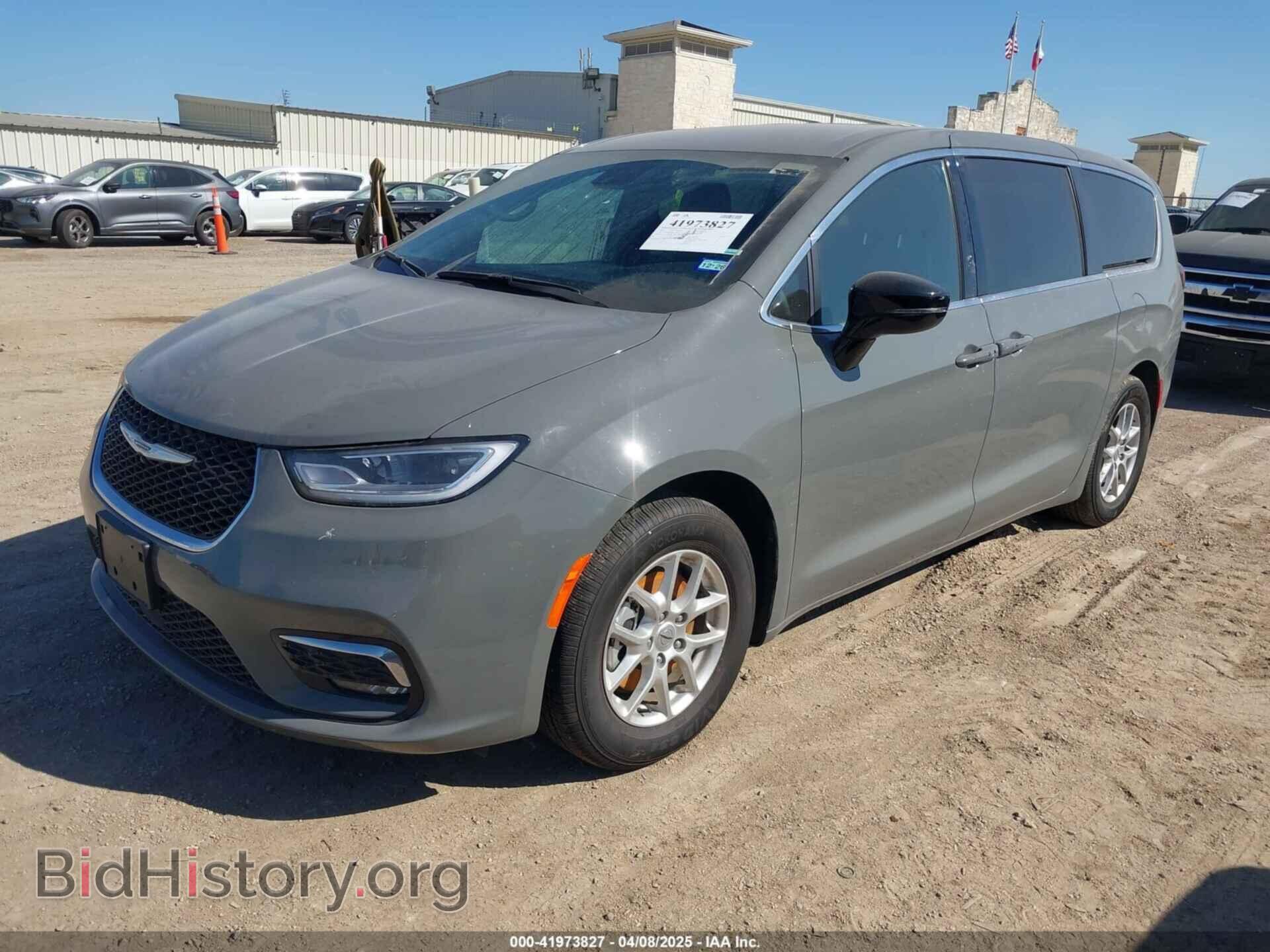 2025 CHRYSLER PACIFICA - VIN: 2C4RC1BG8SR532653 - Photo 2