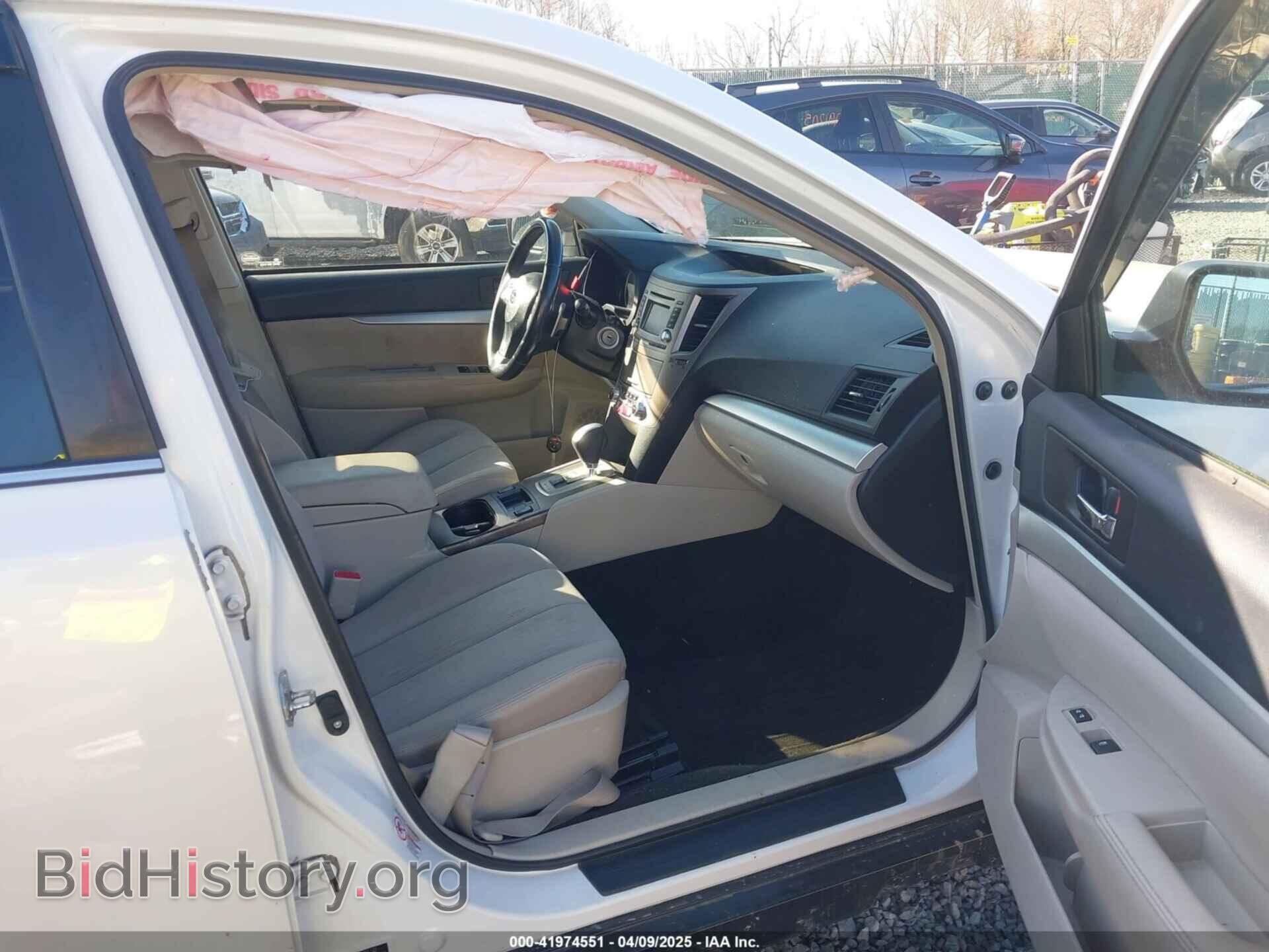 2014 SUBARU OUTBACK - VIN: 4S4BRCCC5E3211184 - Фото 5