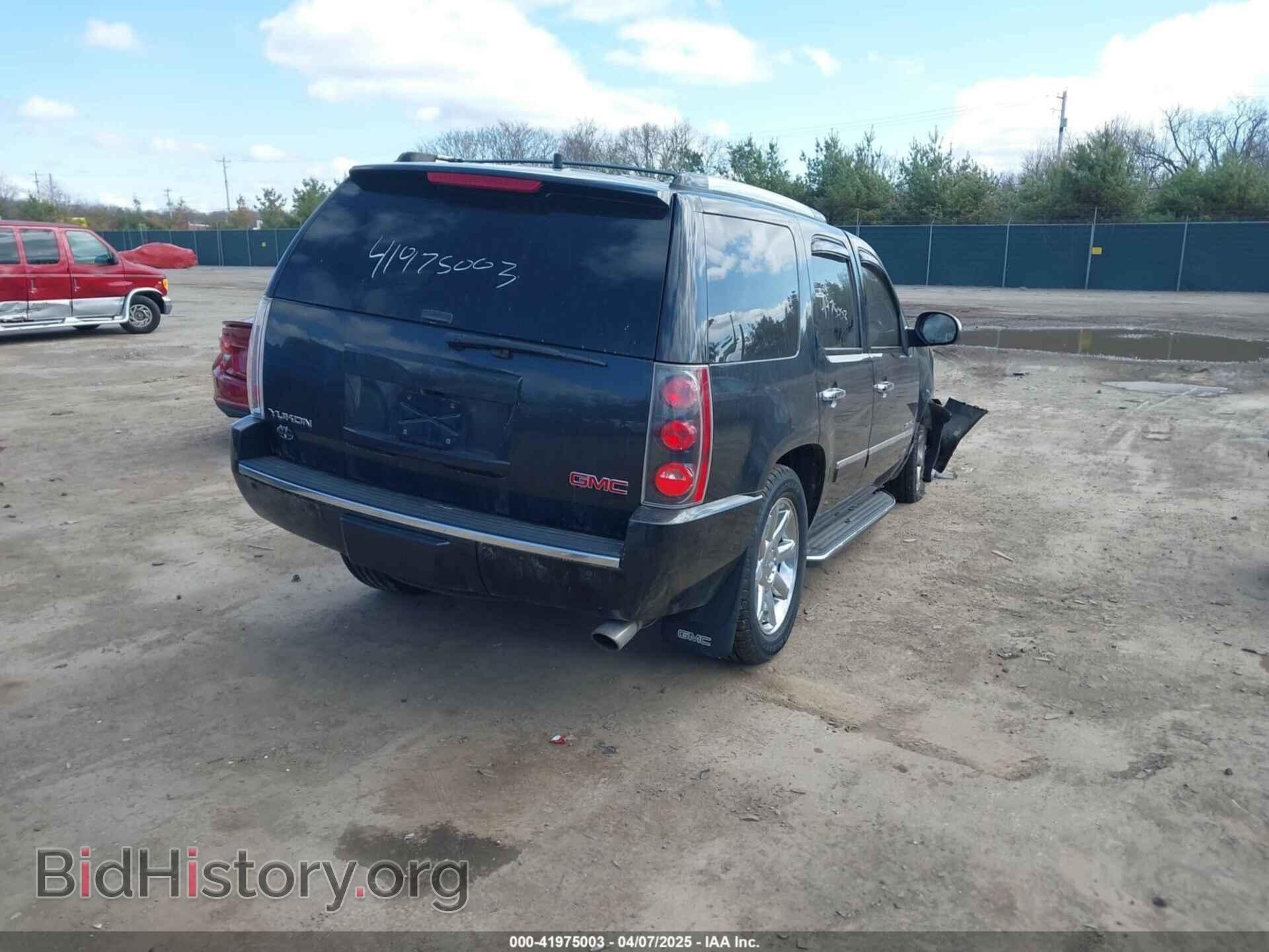 2011 GMC YUKON - VIN: 1GKS2EEF3BR201567 - Фото 4