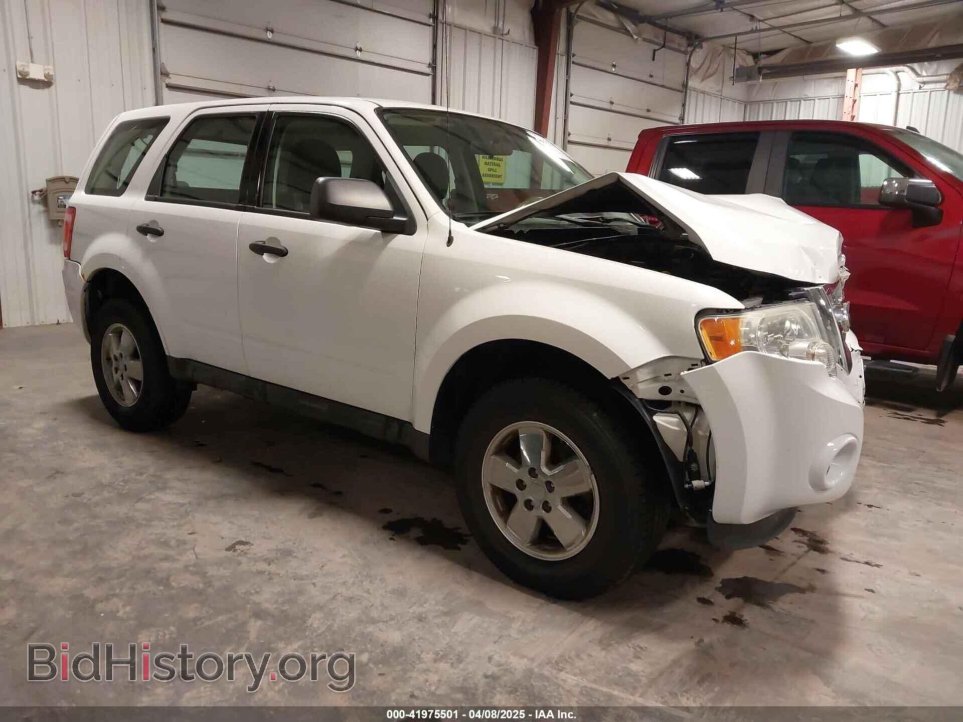 Фотография 1FMCU0C75CKB93261 - FORD ESCAPE 2012
