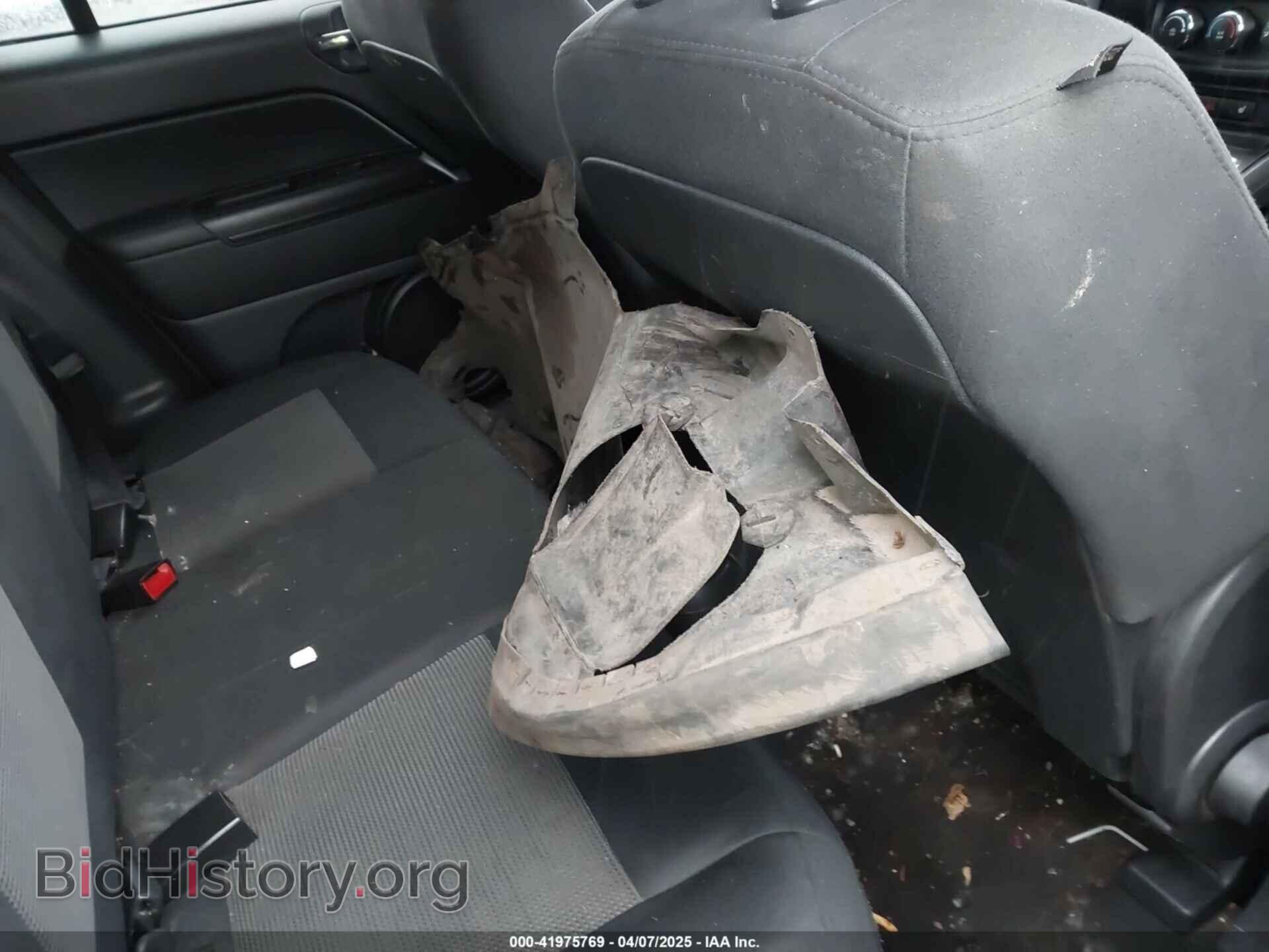2012 JEEP COMPASS - VIN: 1C4NJDEB9CD577823 - Photo 8