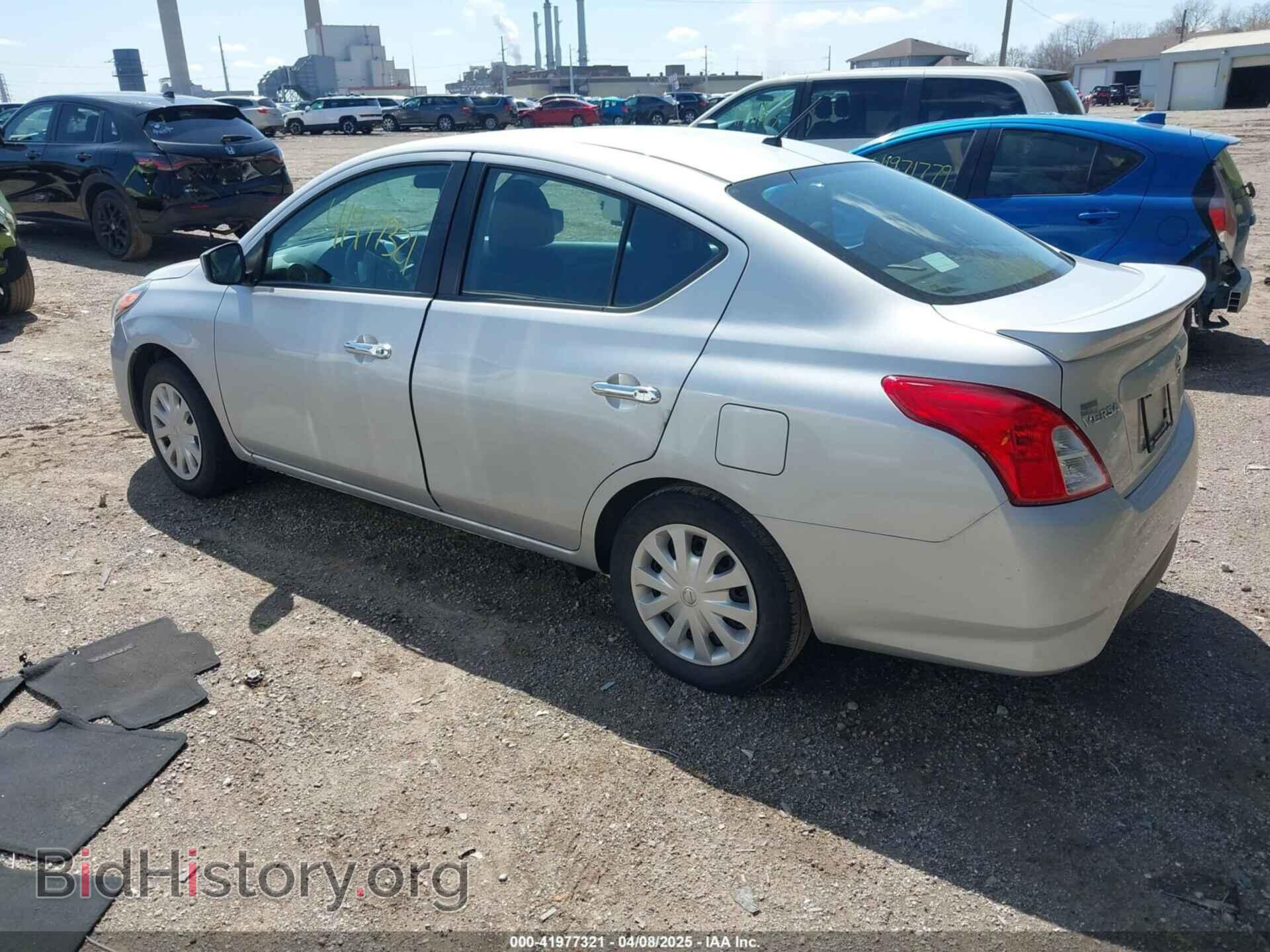 2019 NISSAN VERSA - VIN: 3N1CN7AP3KL844397 - Фото 3