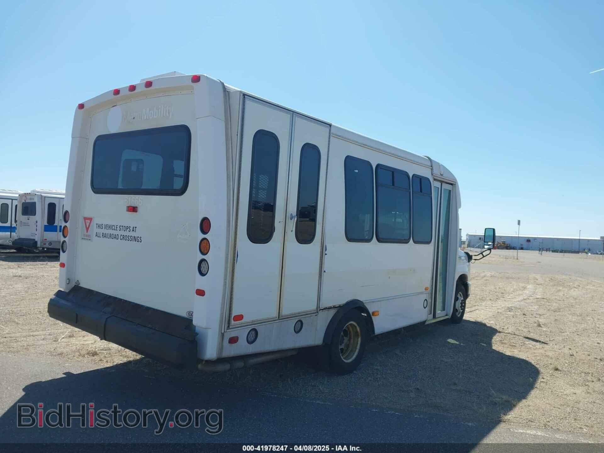 2018 FORD E-450 CUTAWAY - VIN: 1FDFE4FSXJDC17444 - Фото 4