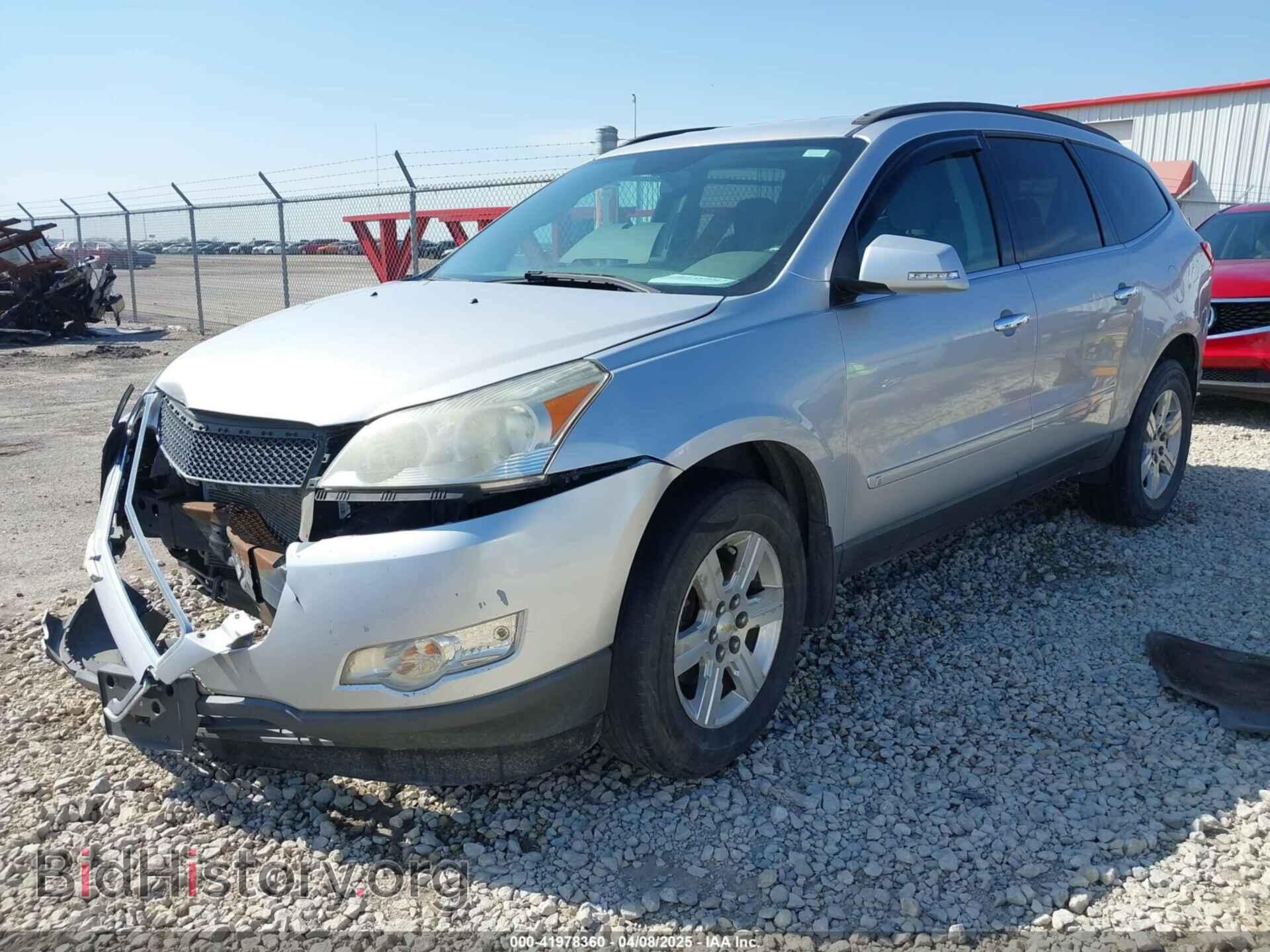 2010 CHEVROLET TRAVERSE - VIN: 1GNLRFED0AS149913 - Фото 2