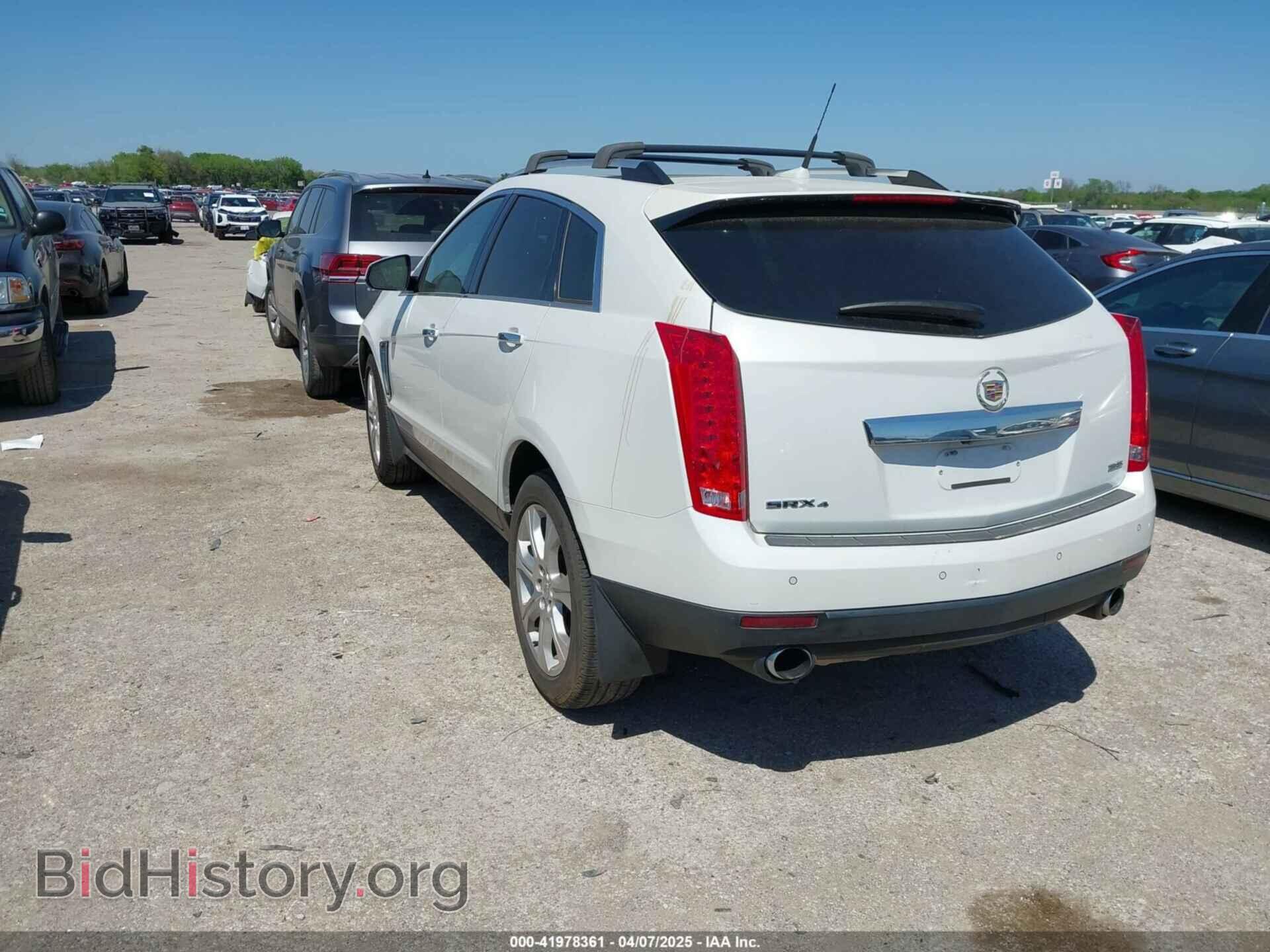 2014 CADILLAC SRX - VIN: 3GYFNFE35ES582897 - Фото 3