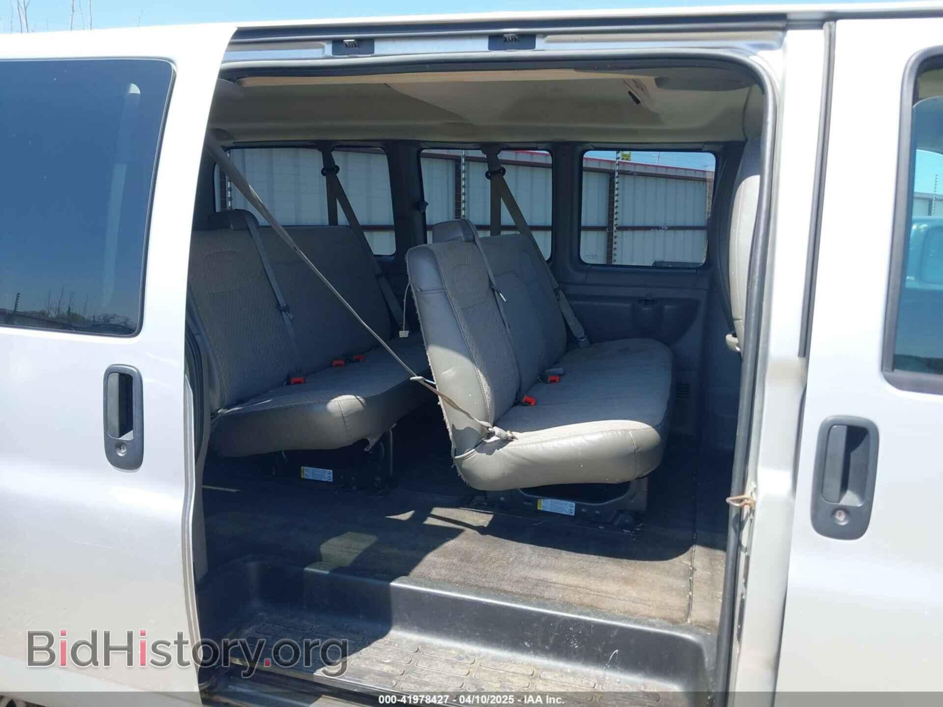 2014 CHEVROLET EXPRESS 2500 - VIN: 1GNWGRFG2E1145158 - Фото 8