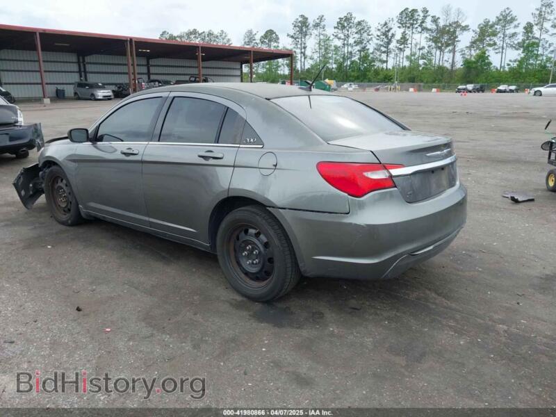 2013 Chrysler 200 (VIN 1C3CCBAB0DN641520) — фото 3 из 15