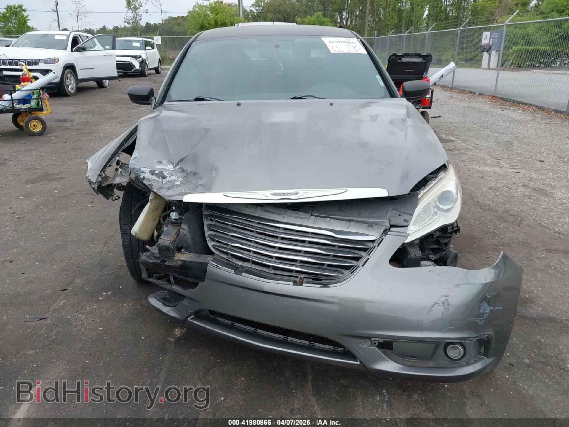 2013 CHRYSLER 200 - VIN: 1C3CCBAB0DN641520 - Фото 6