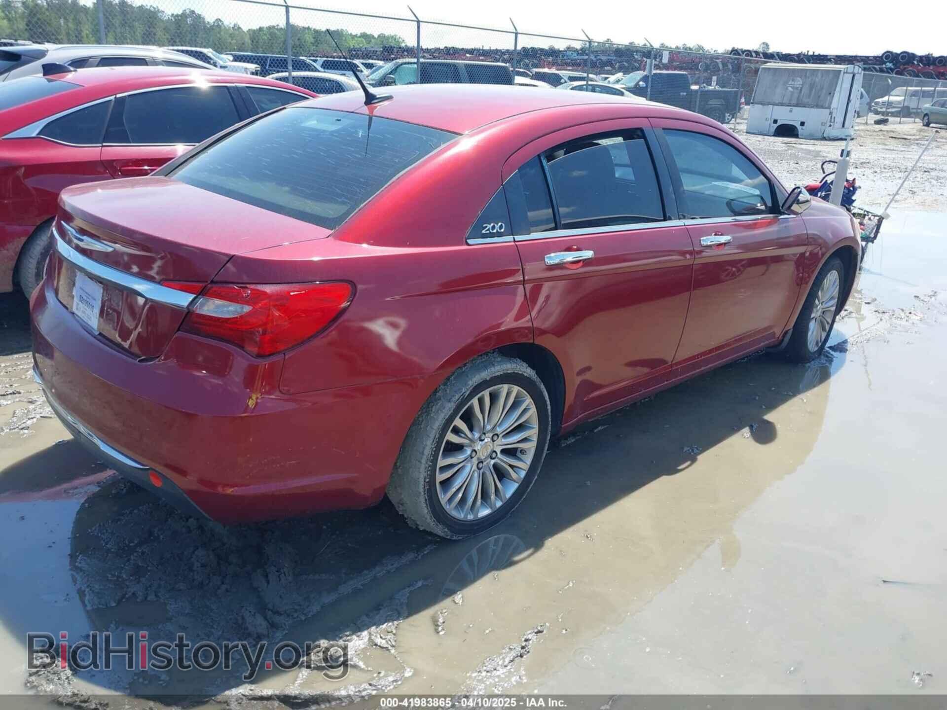 2011 CHRYSLER 200 - VIN: 1C3BC2FB7BN527371 - Фото 4
