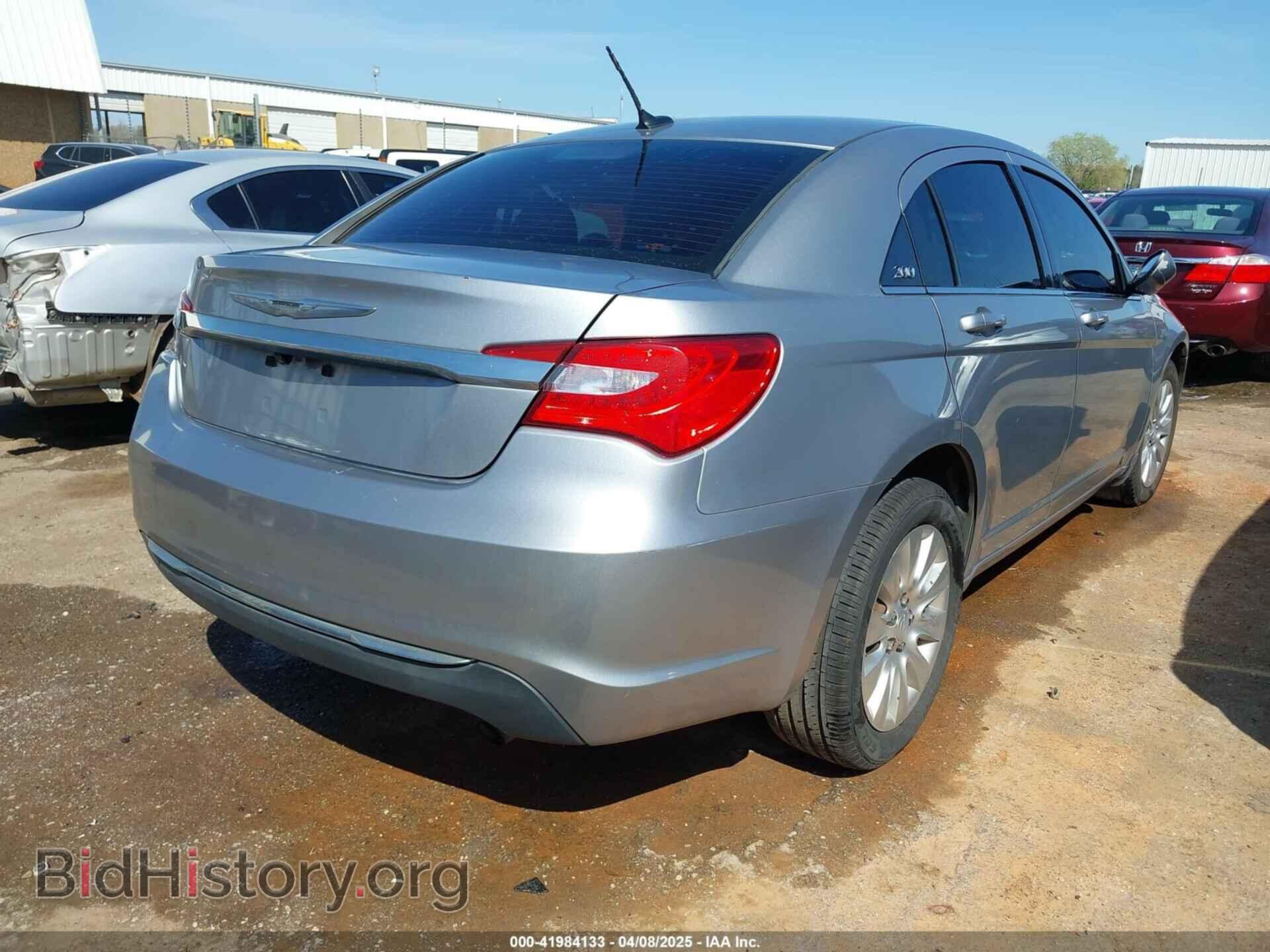 2013 CHRYSLER 200 - VIN: 1C3CCBAB6DN733585 - Фото 4