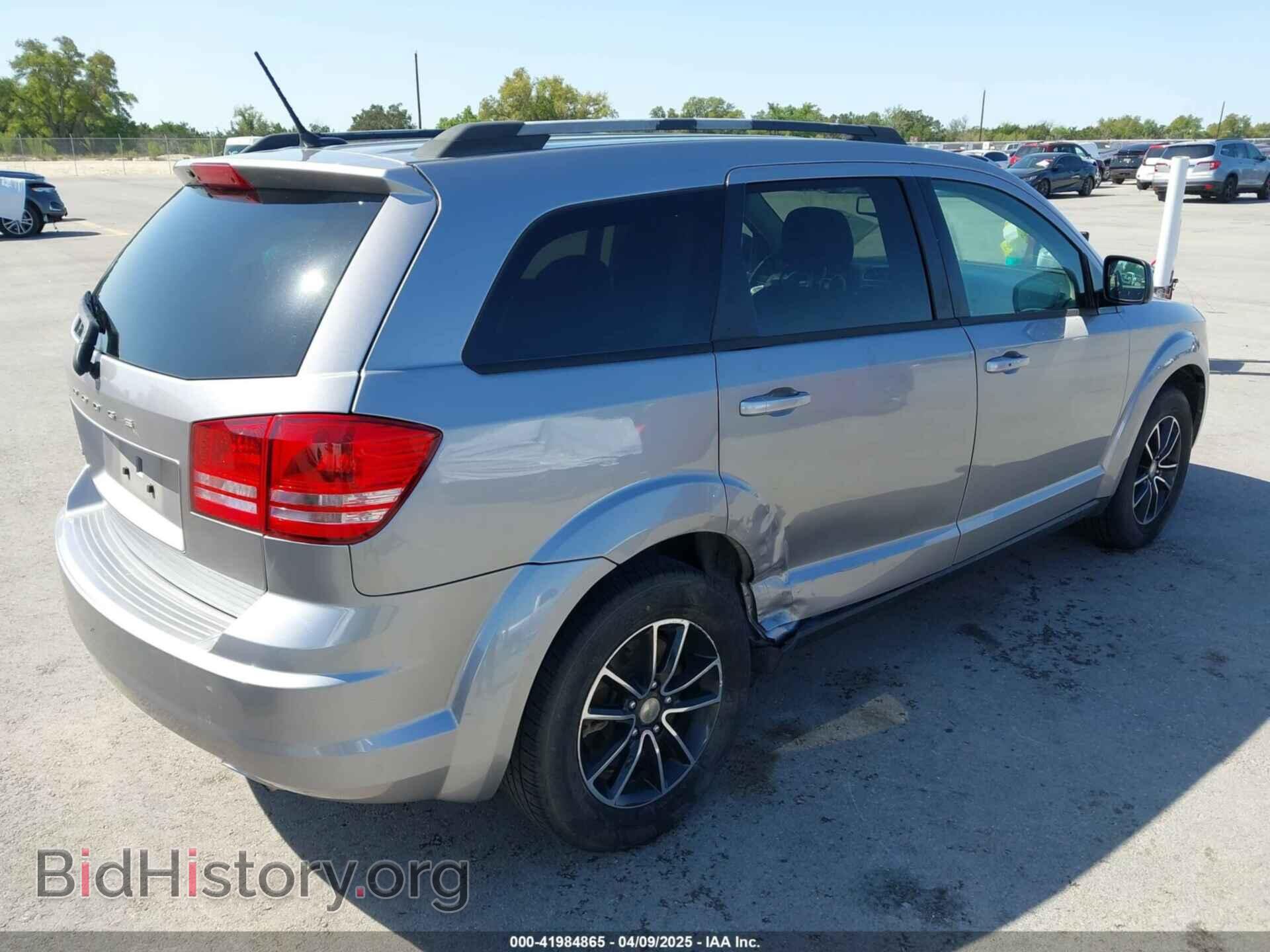 2017 DODGE JOURNEY - VIN: 3C4PDCAB1HT573511 - Фото 4