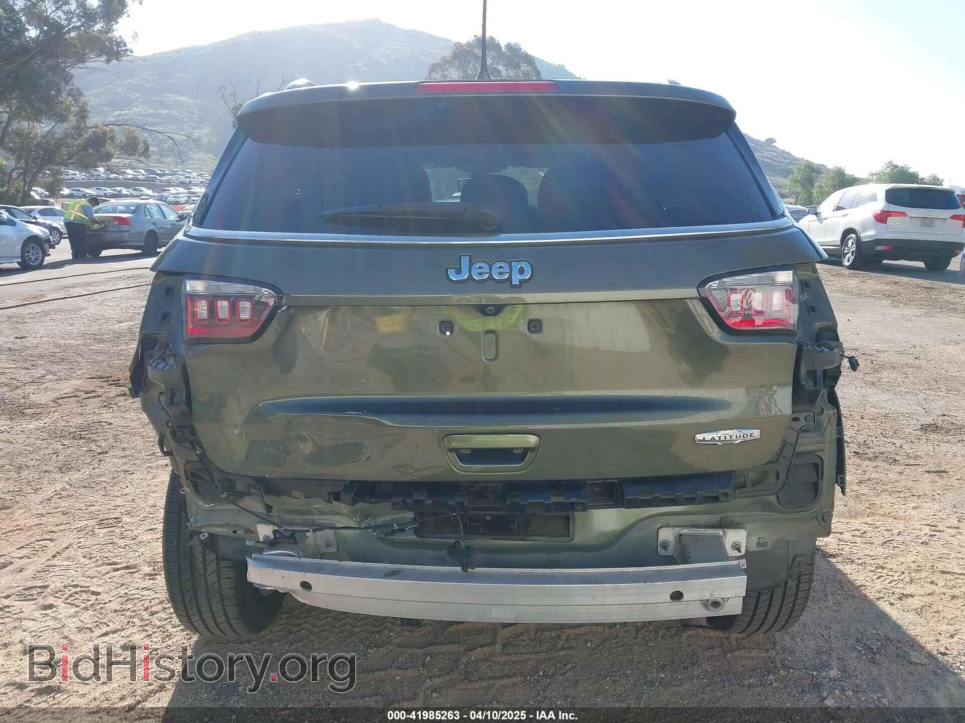 2018 JEEP COMPASS - VIN: 3C4NJCBB2JT462065 - Фото 17