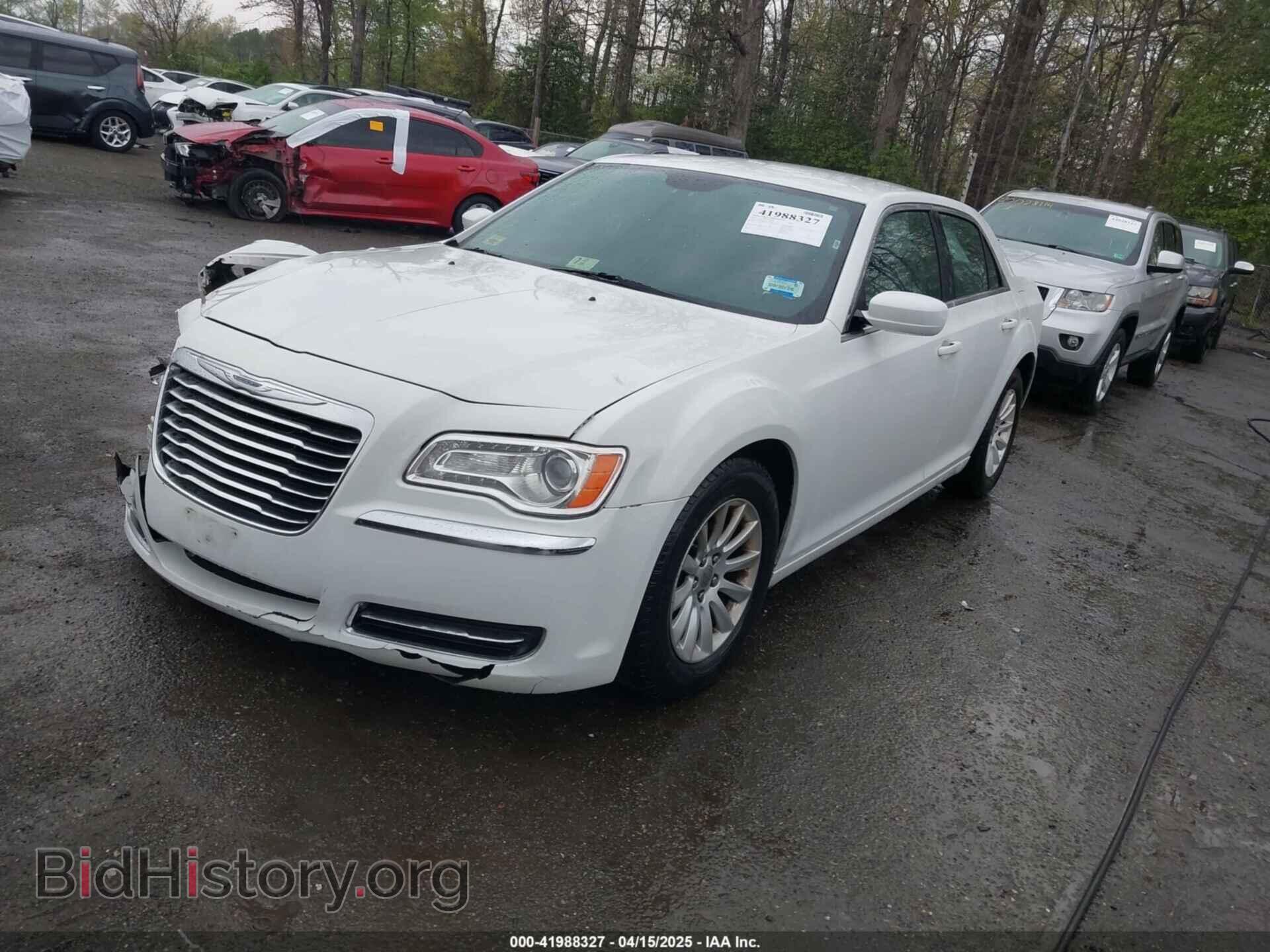 2014 CHRYSLER 300 - VIN: 2C3CCAAG5EH128036 - Фото 2