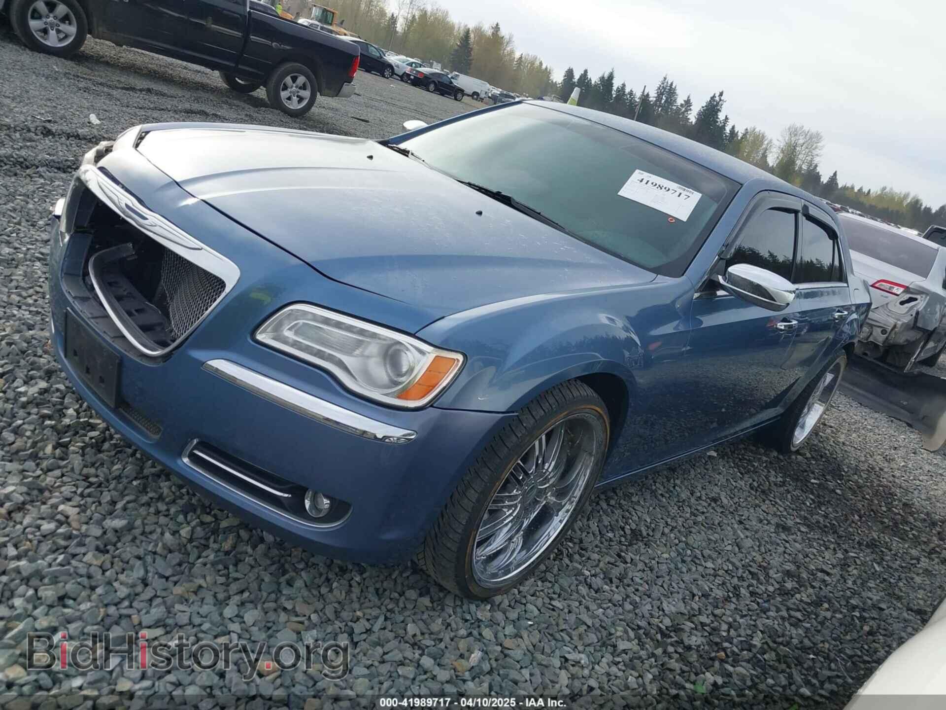 2011 CHRYSLER 300 - VIN: 2C3CA5CG7BH582620 - Фото 2